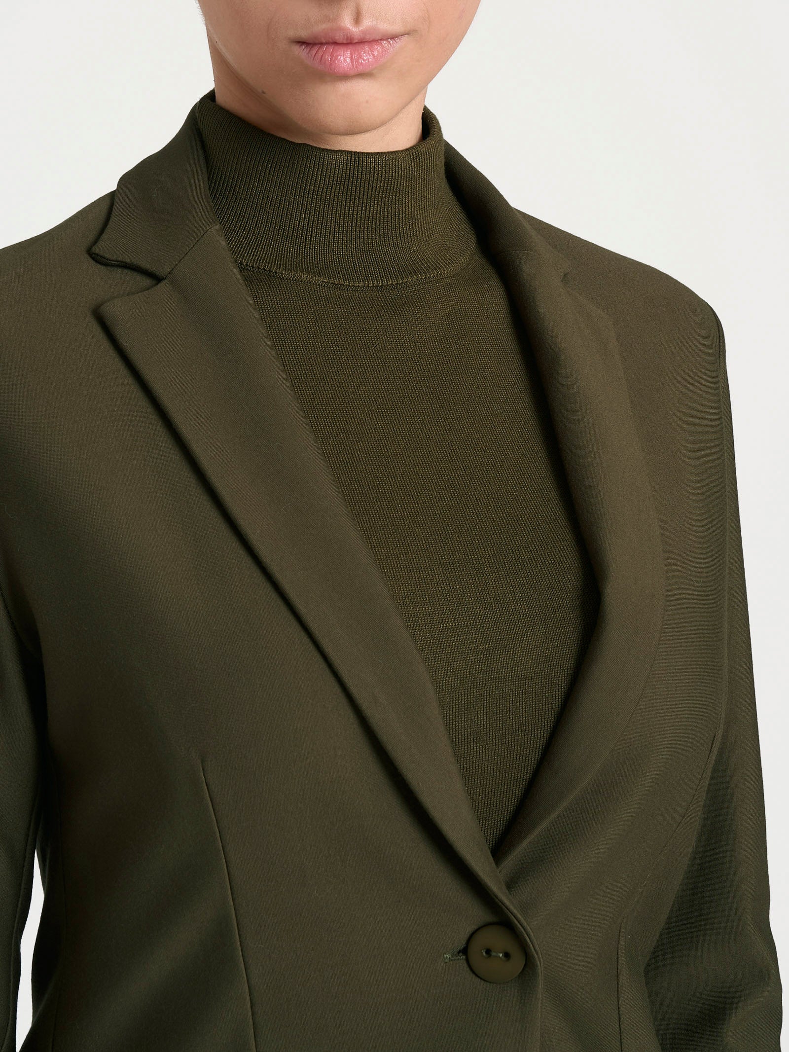 Blazer con due bottoni in Compact - Dark Olive - Image 4