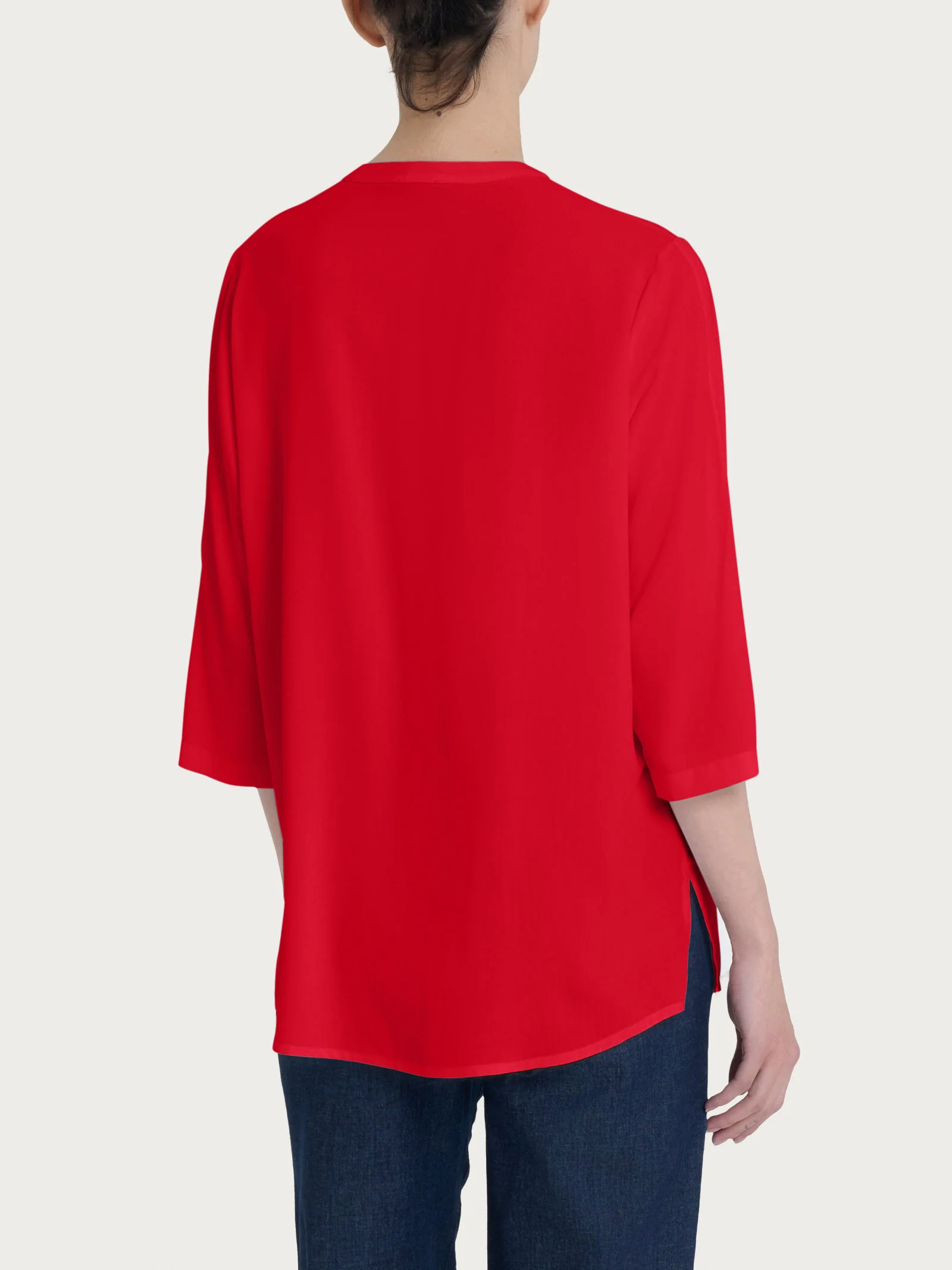 Blusa con collo alla coreana e manica 3/4 in Ecoseta - Salsa - Image 2