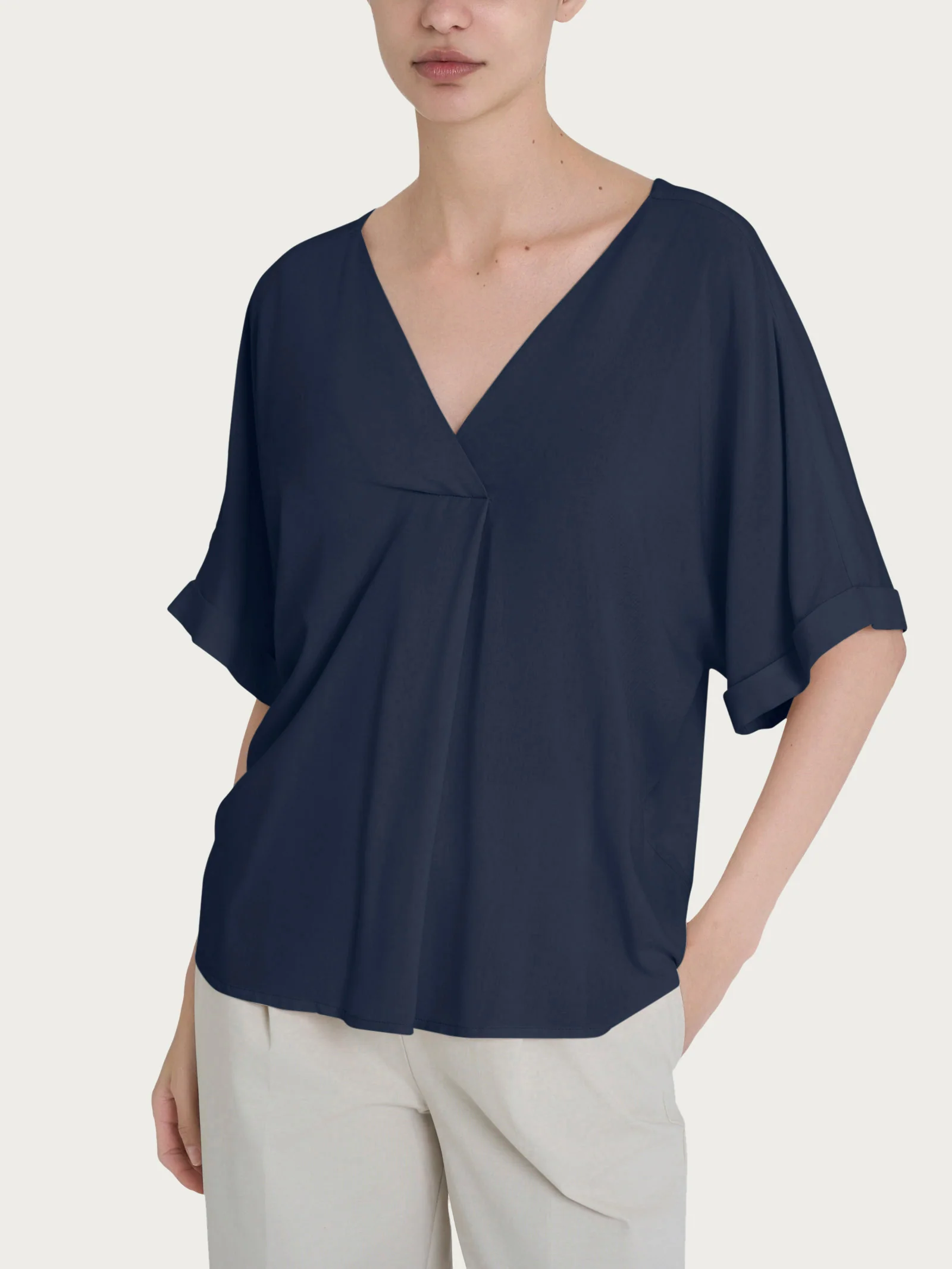 Blusa con scollo a V e manica kimono in Ecoseta - Bleu