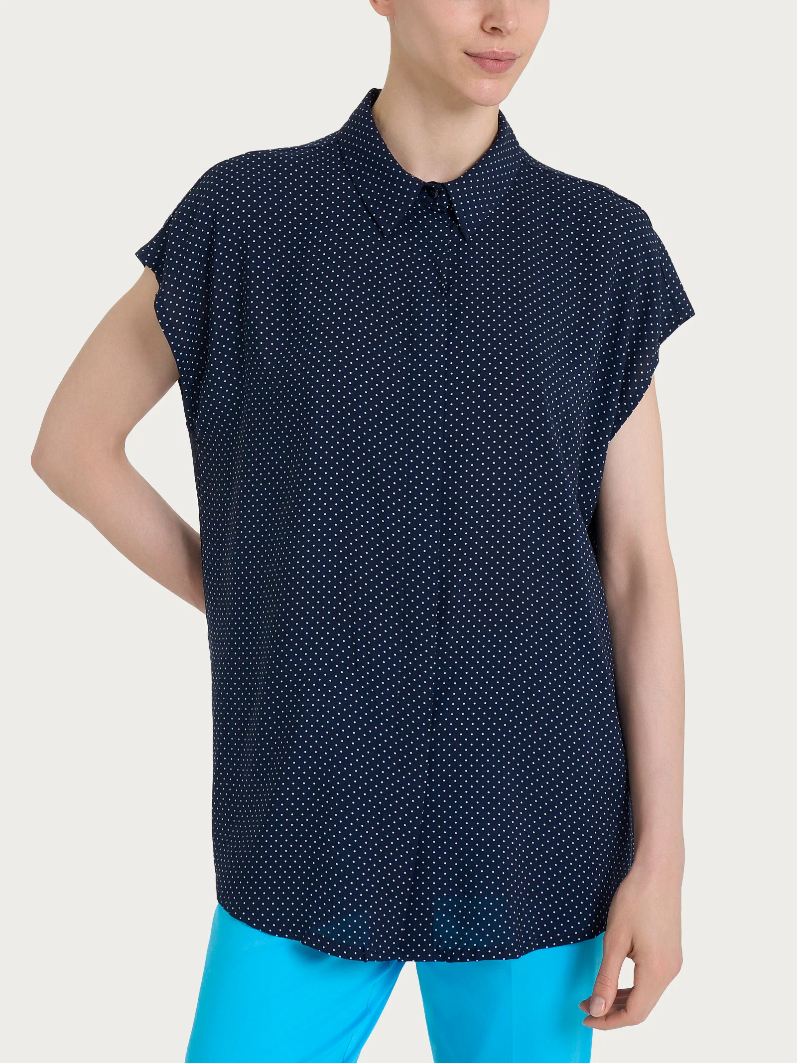 Camicia con dots e manica corta a kimono in Ecoseta - Fant.Bleu