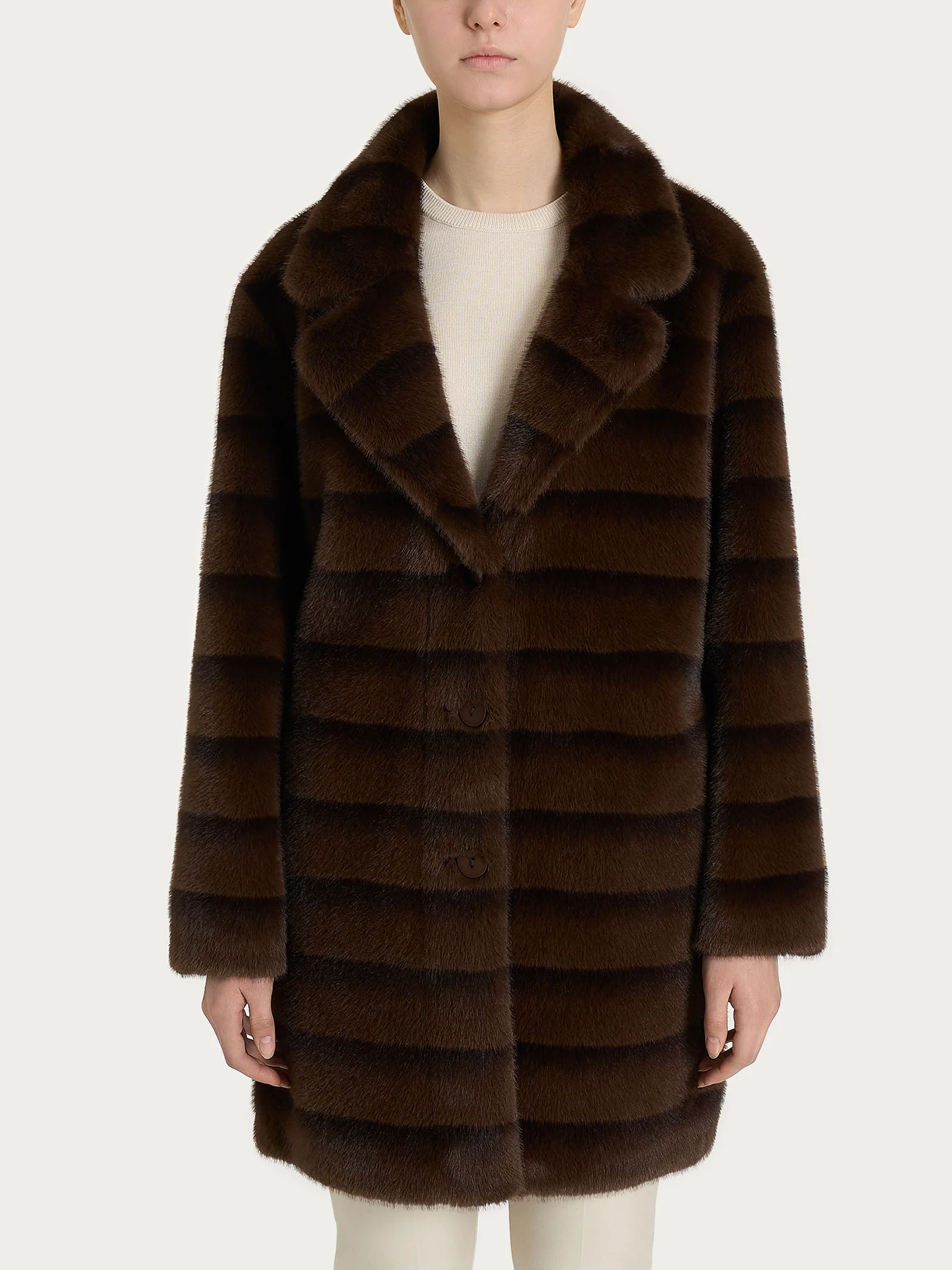 Cappotto con revers double-face in Vegan Fur - Fant. Chocolate Torte - Image 2