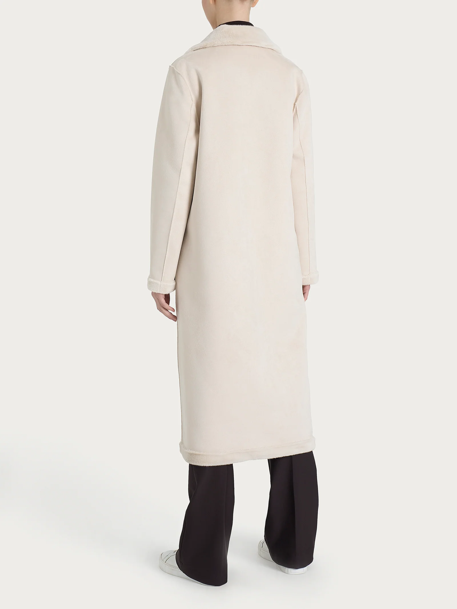 Cappotto lungo con revers double-face in Vegan Shearling - Champignon - Image 4