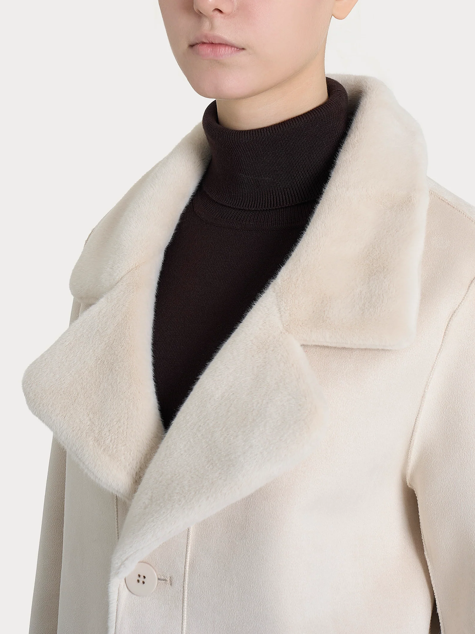 Cappotto lungo con revers double-face in Vegan Shearling - Champignon - Image 9