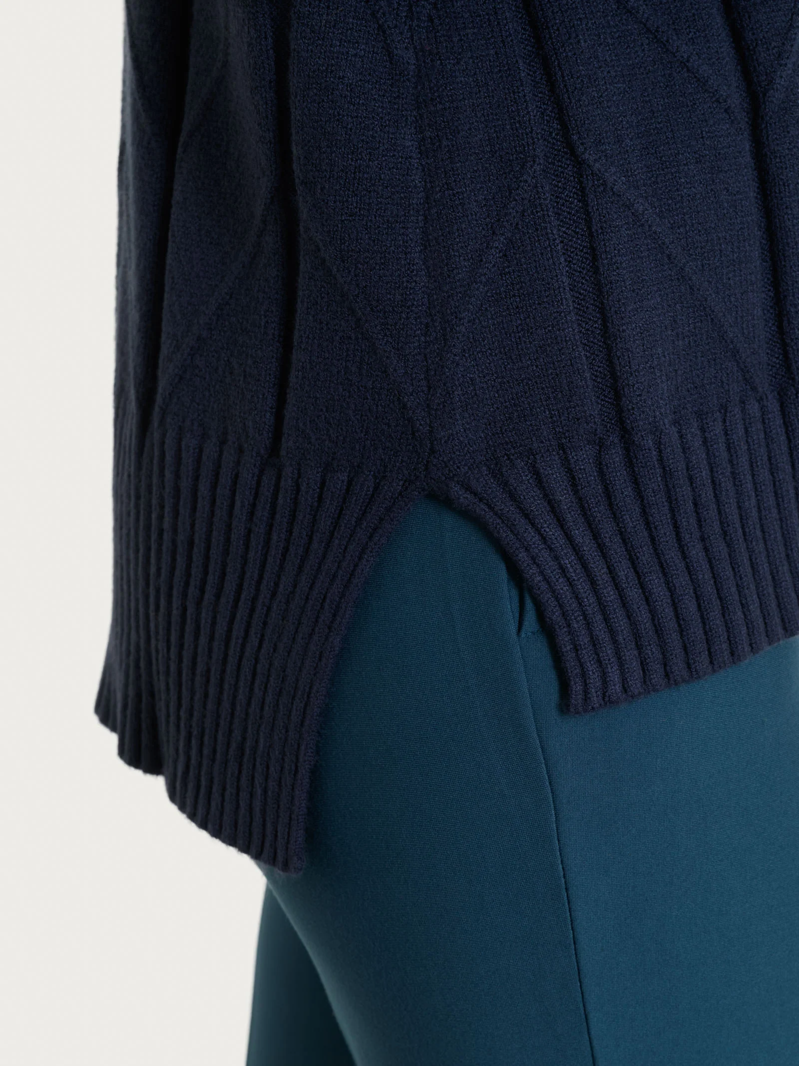 Cardigan aperto con punto spiga in Super Soft - Bleu - Image 3