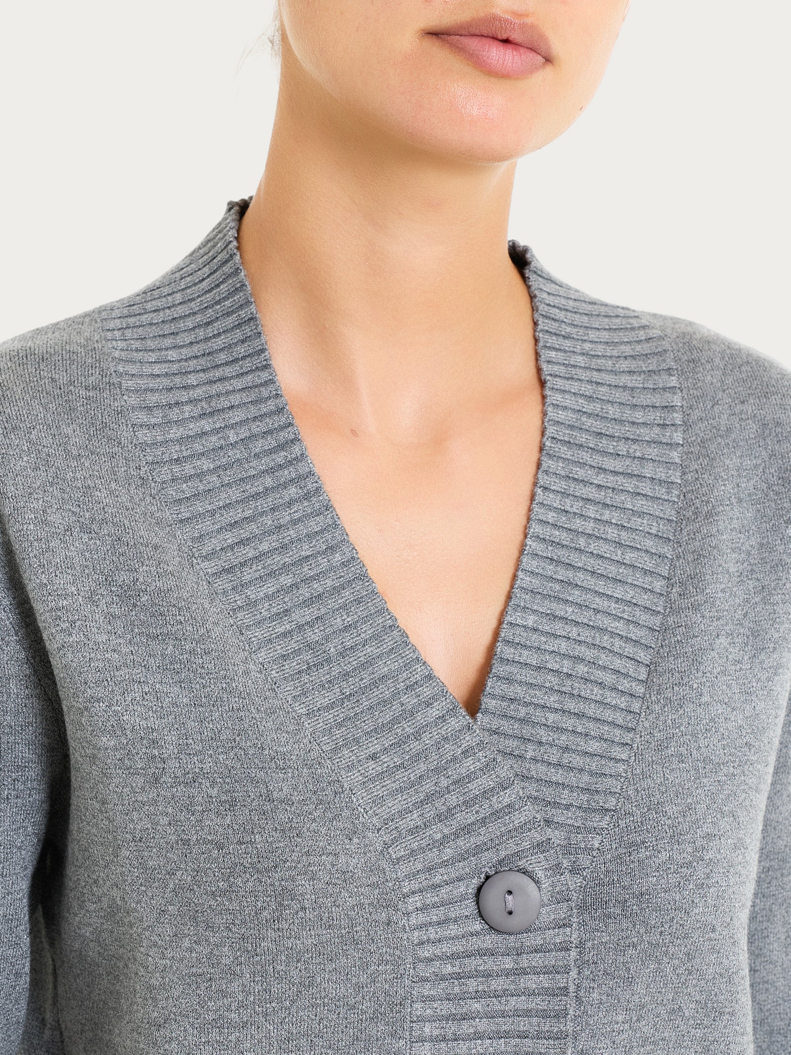 Cardigan asimmetrico con bottoni in Super Soft - Ferro Mel. - Image 3