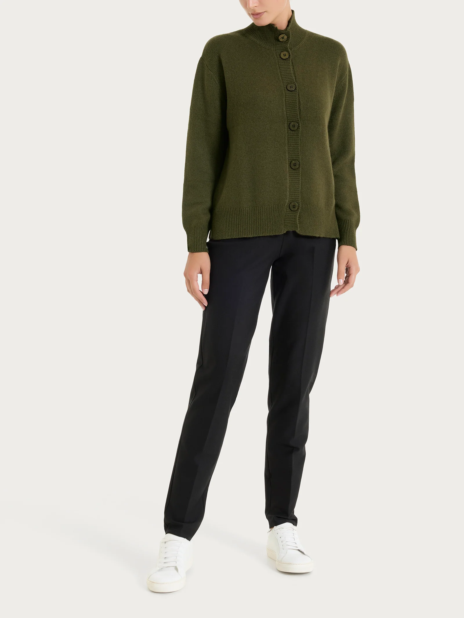 Cardigan con collo alto in Natural Soft - Dark Olive - Image 4