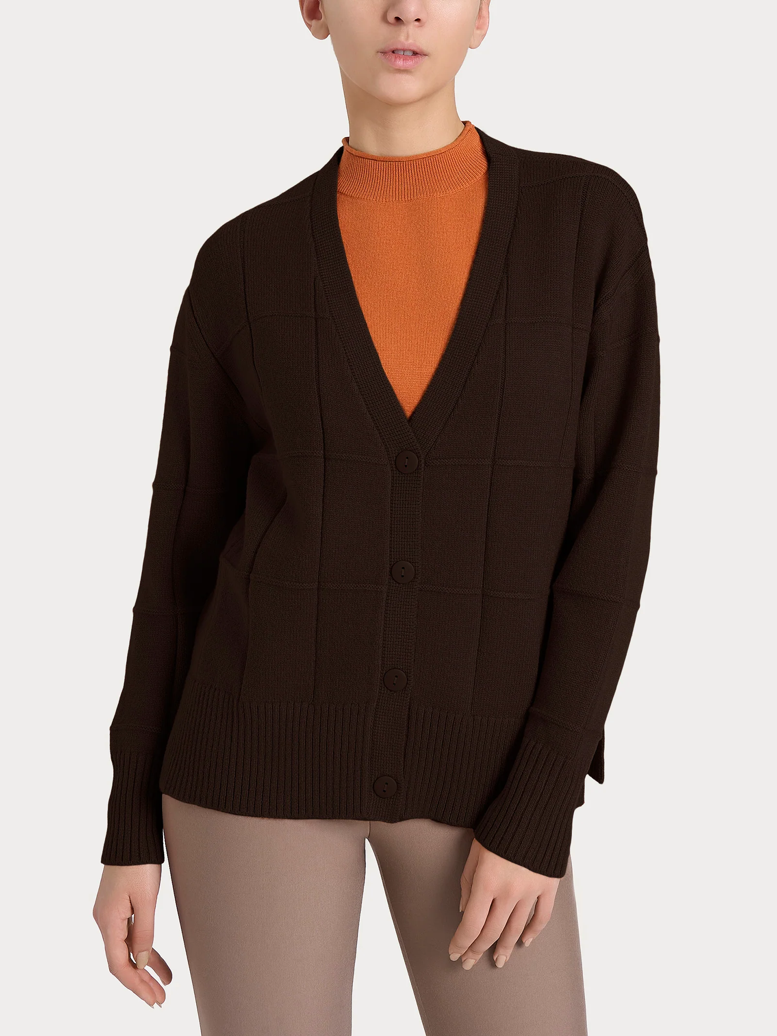 Cardigan con scollo a V e fantasia check in Super Soft - Chocolate Torte