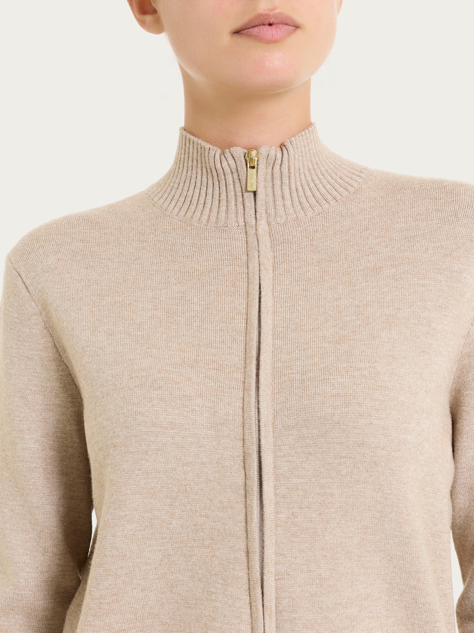 Cardigan con zip asimmetrico in Super soft - Cammello Mel. - Image 4