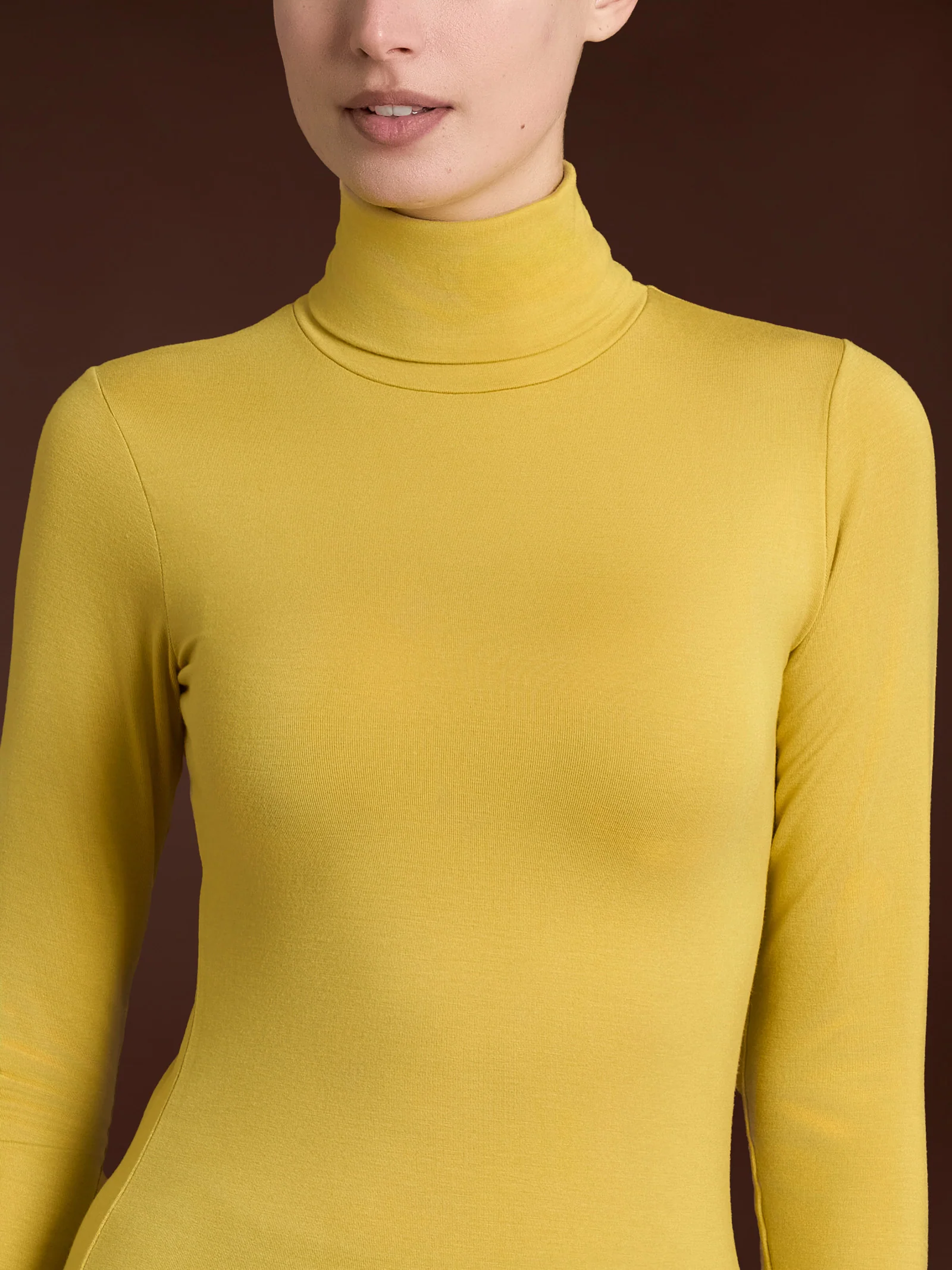 Dolcevita in Eco Viscosa - Oil Yellow - Image 3