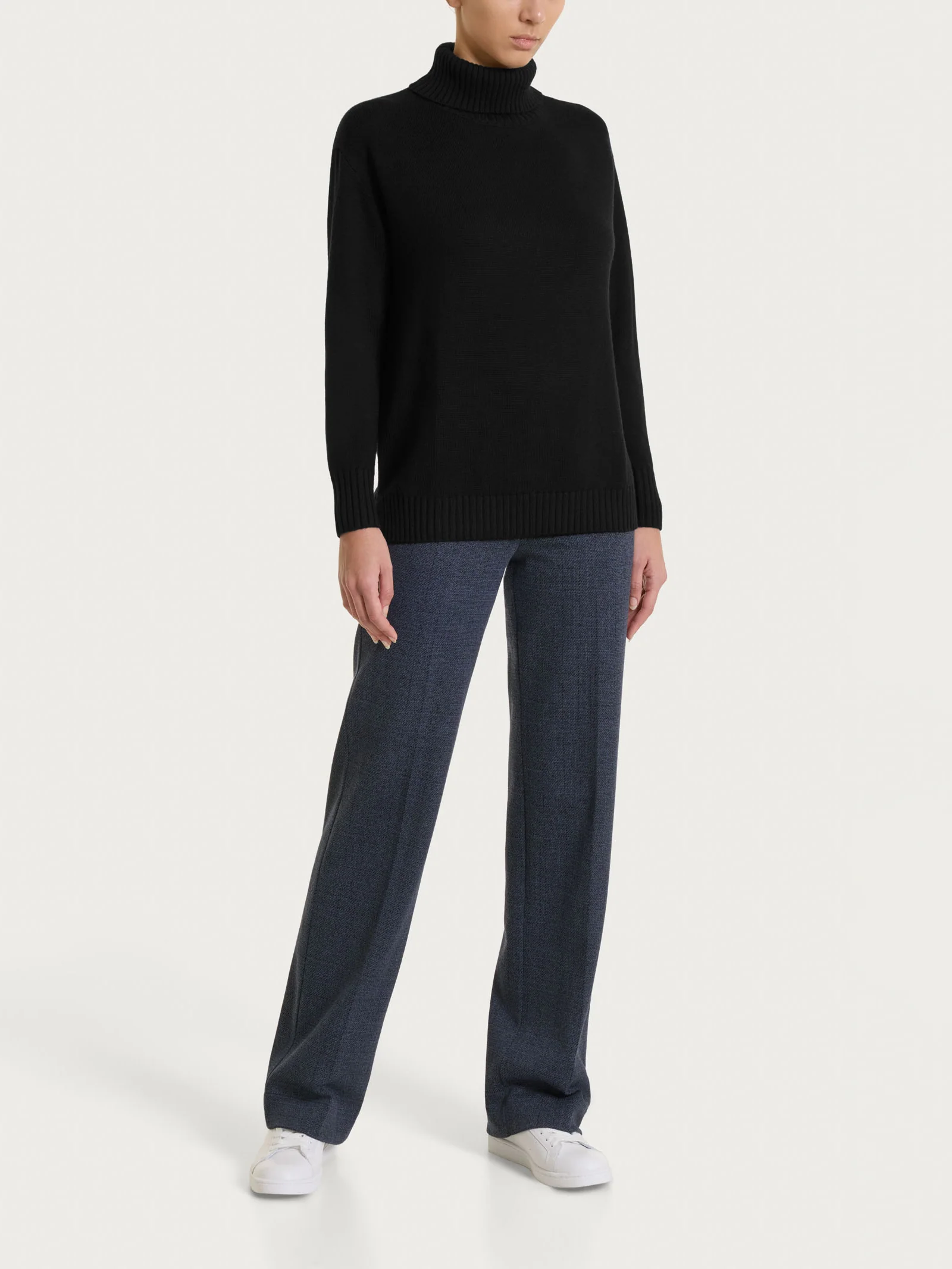 Dolcevita leggero in Merino Soft - Nero - Image 4