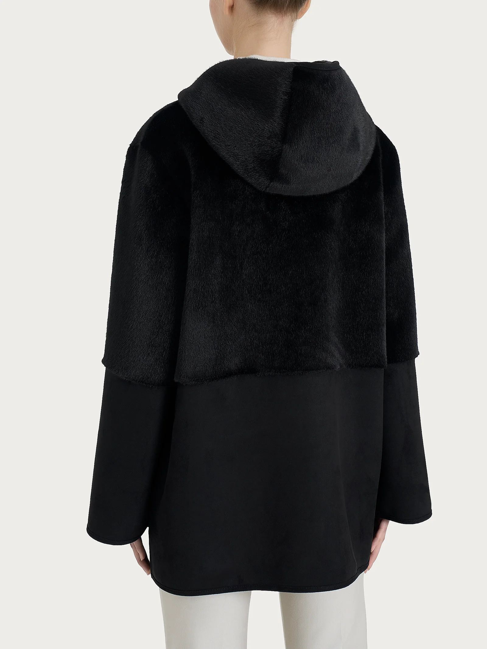 Giacca con cappuccio double-face in Vegan Shearling  - Nero - Image 3