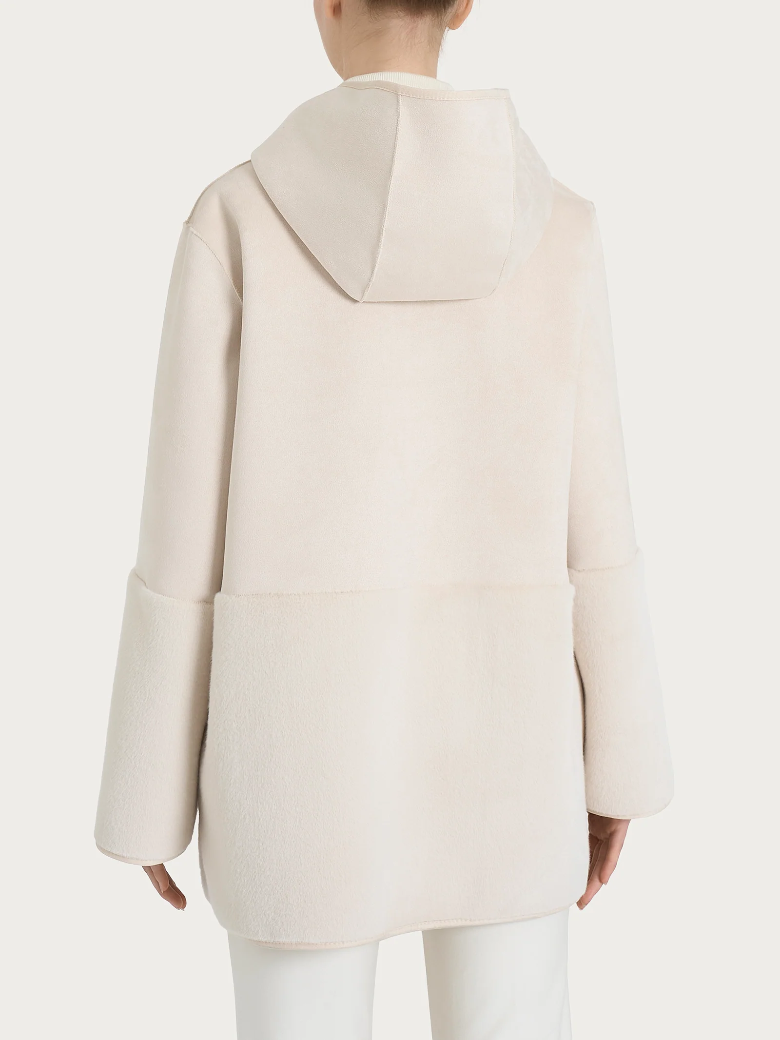 Giacca con cappuccio double-face in Vegan Shearling  - Champignon - Image 4
