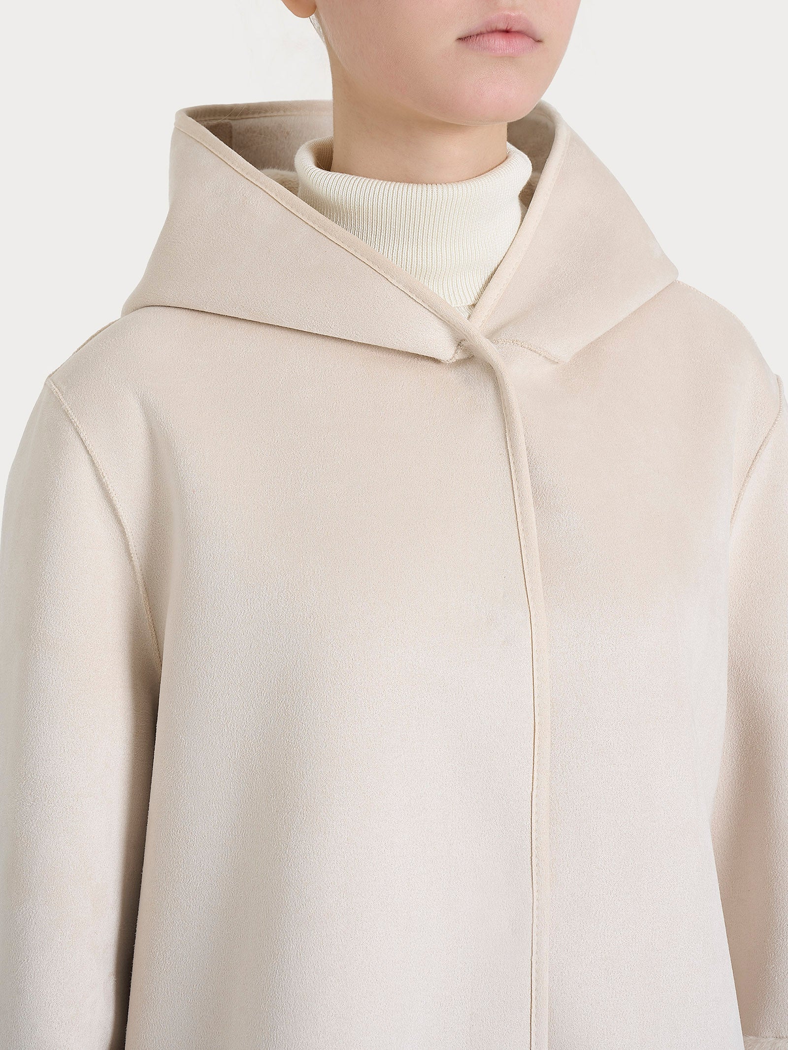 Giacca con cappuccio double-face in Vegan Shearling  - Champignon - Image 6