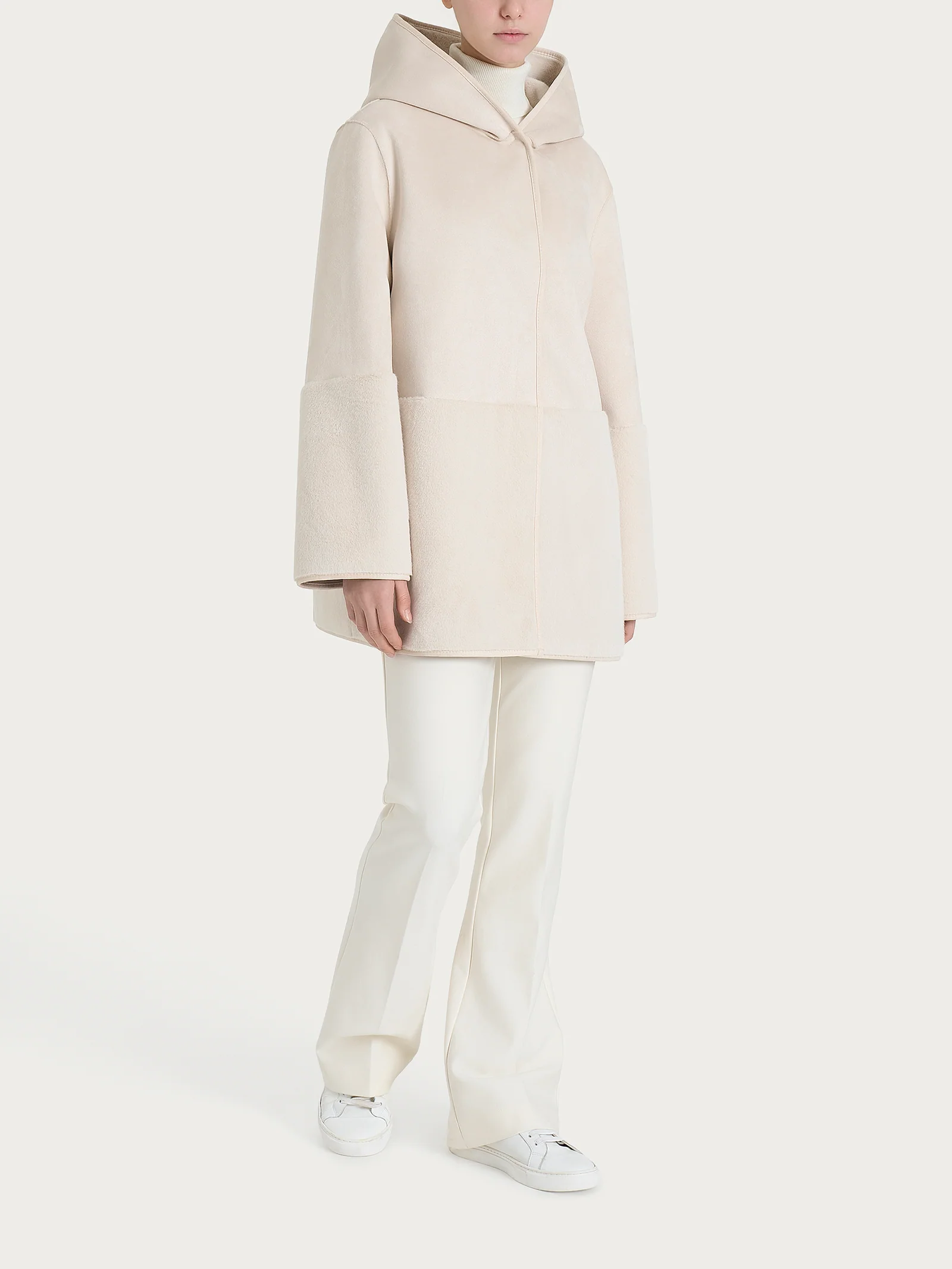 Giacca con cappuccio double-face in Vegan Shearling  - Champignon - Image 8