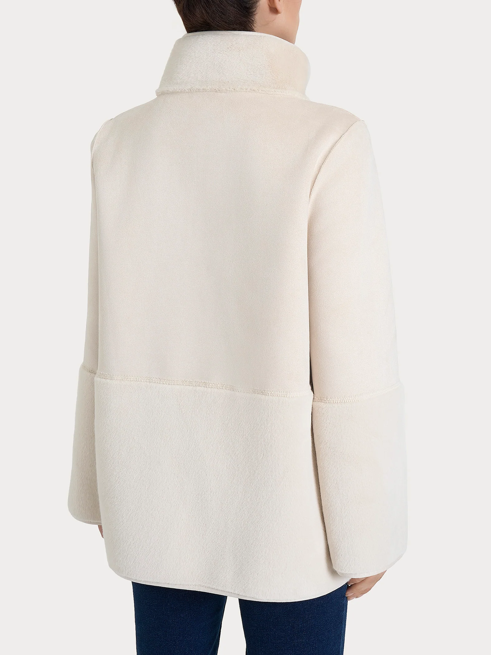 Giacca lunga con collo alto double-face in Vegan Shearling - Champignon - Image 4