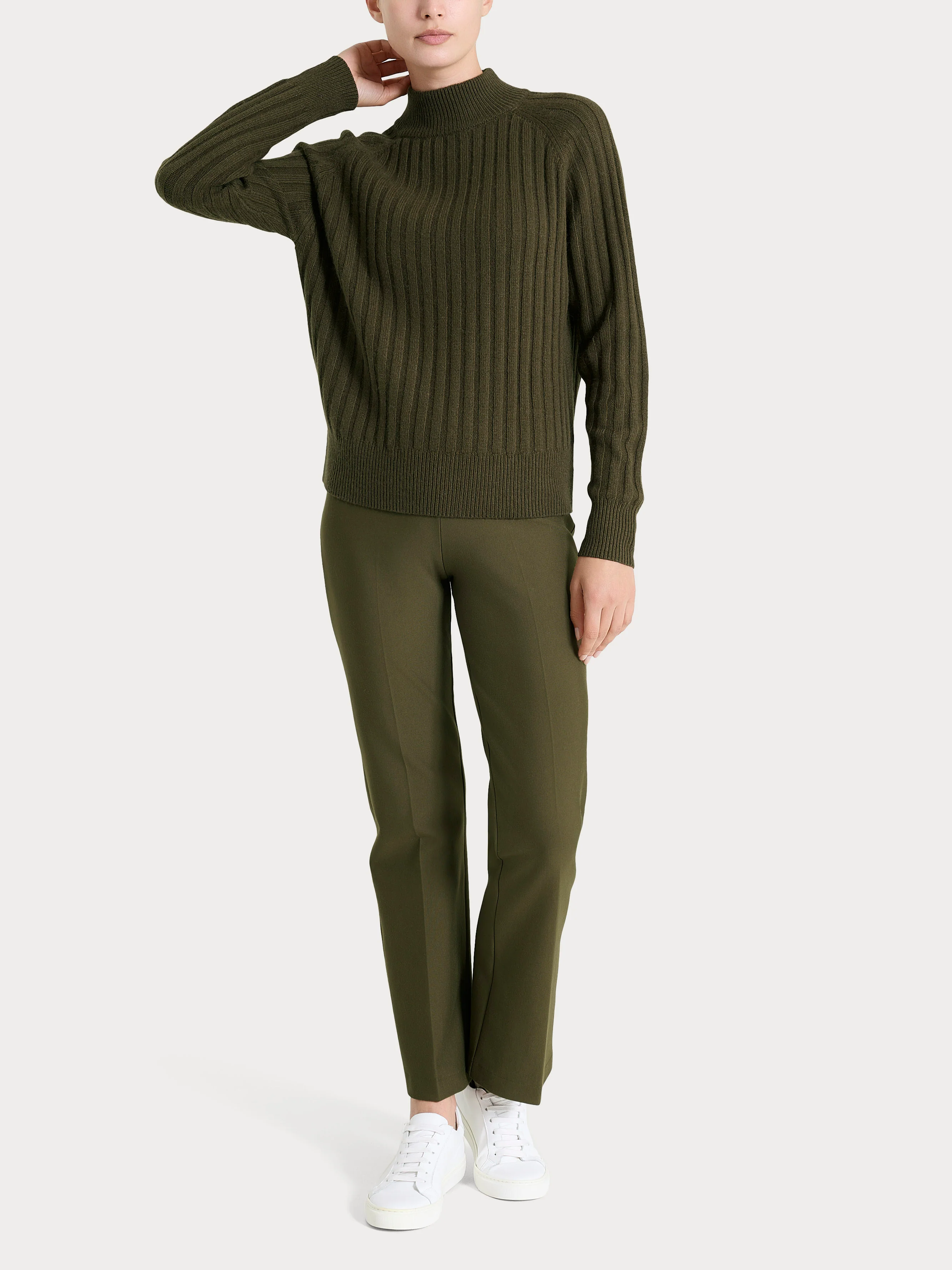 Lupetto con coste in Natural Soft  - Dark Olive - Image 4