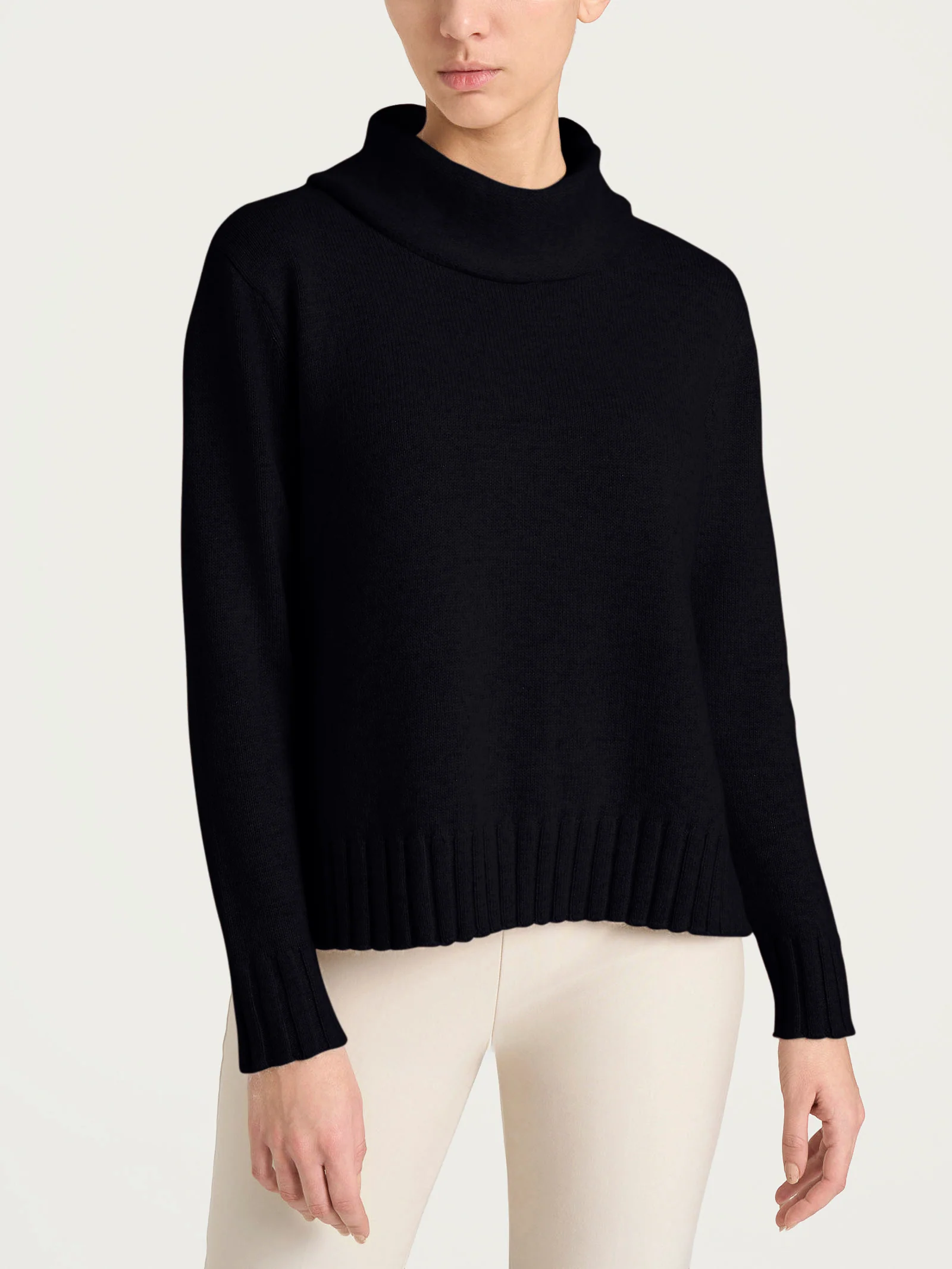 Maglia con collo a ciambella in Natural Soft - Nero