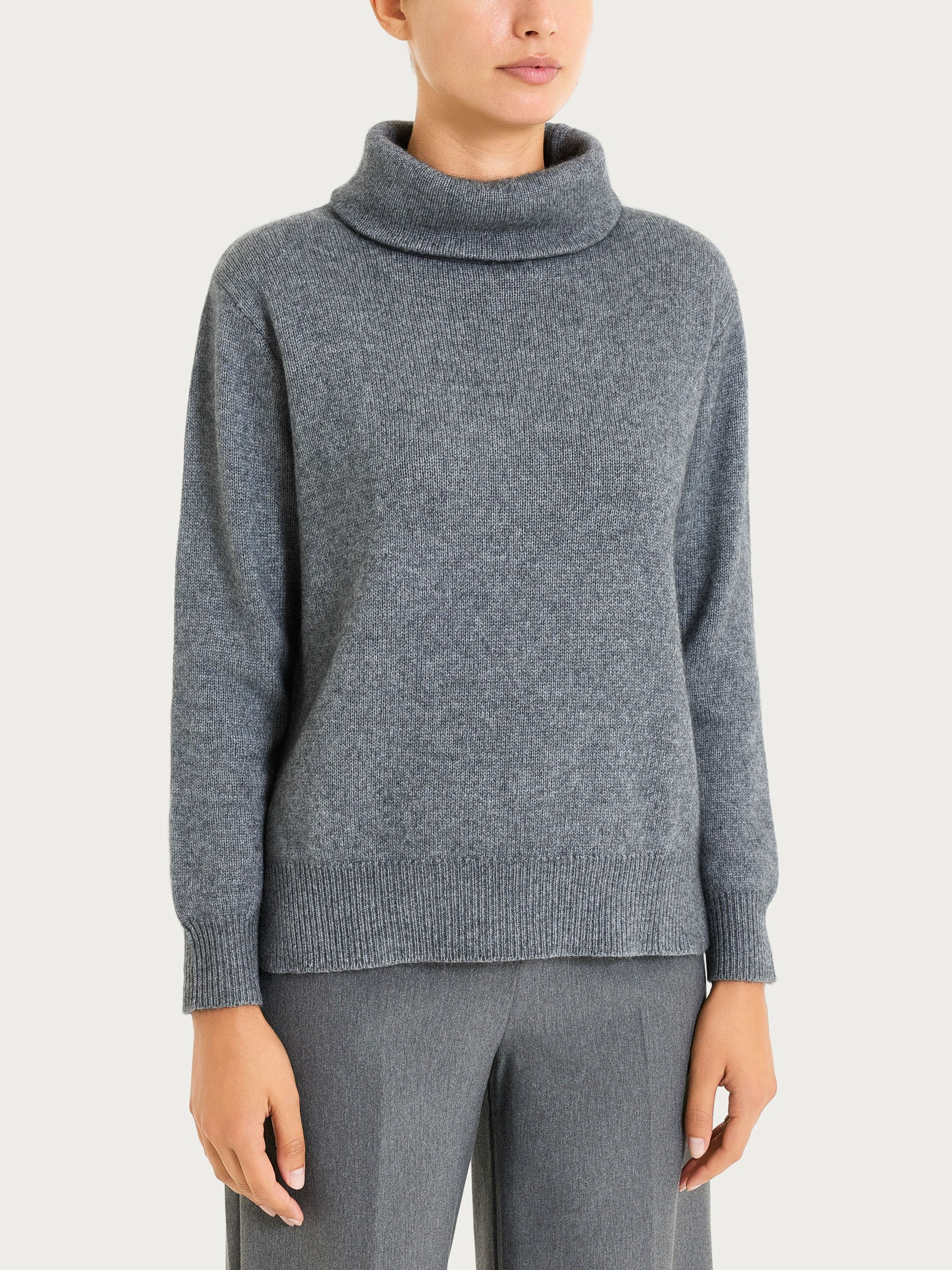 Maglia con collo a ciambella in Natural Soft - Ferro Mel.