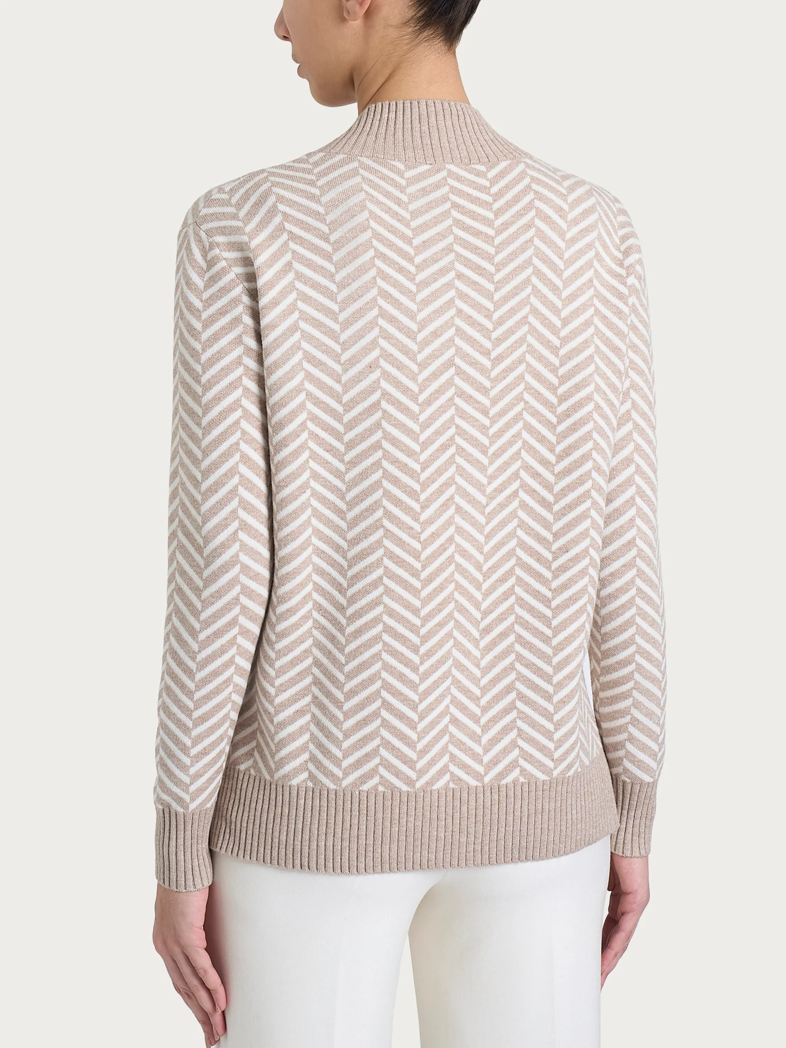 Maglia con scollo a V e fantasia spigata in Super Soft - Fant.Cammello Mel. - Image 2