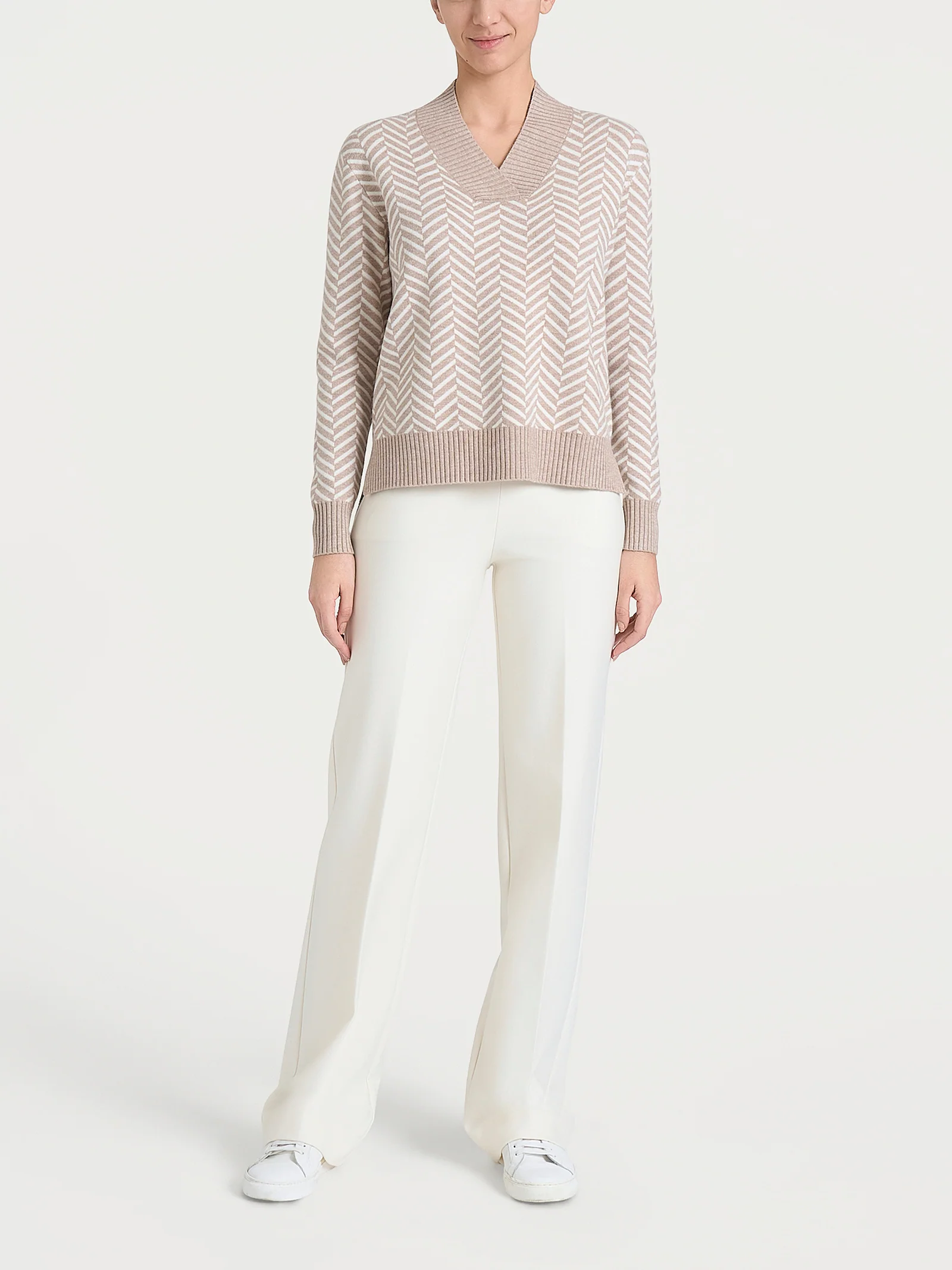 Maglia con scollo a V e fantasia spigata in Super Soft - Fant.Cammello Mel. - Image 5