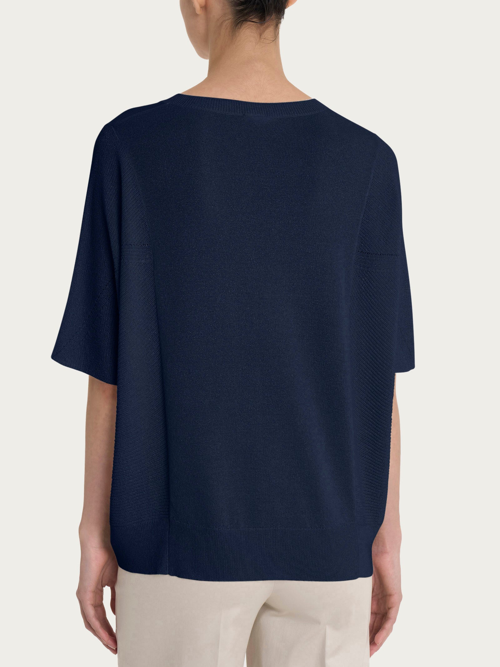 Maglia con scollo a V in Crêpe Lurex - Bleu - Image 2
