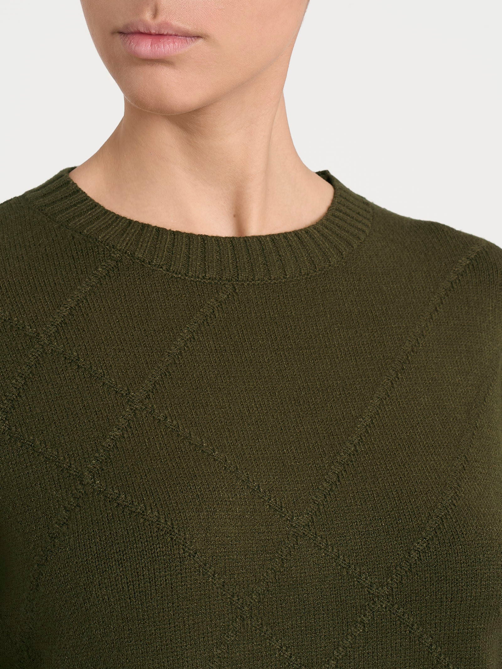 Maglia girocollo con fantasia check diagonale in Super Soft - Dark Olive - Image 4