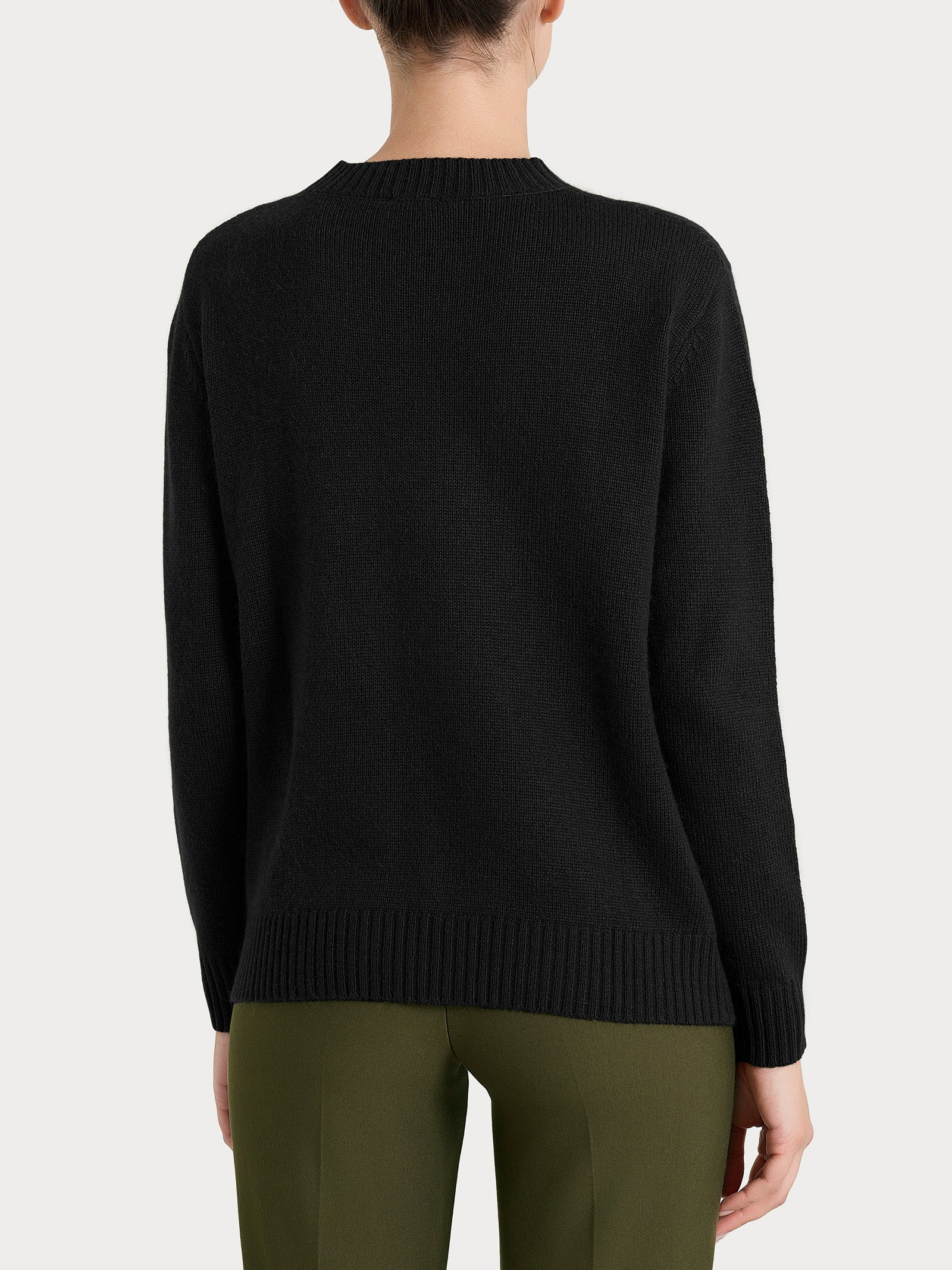 Maglia girocollo con trecce in Natural Soft - Nero - Image 2