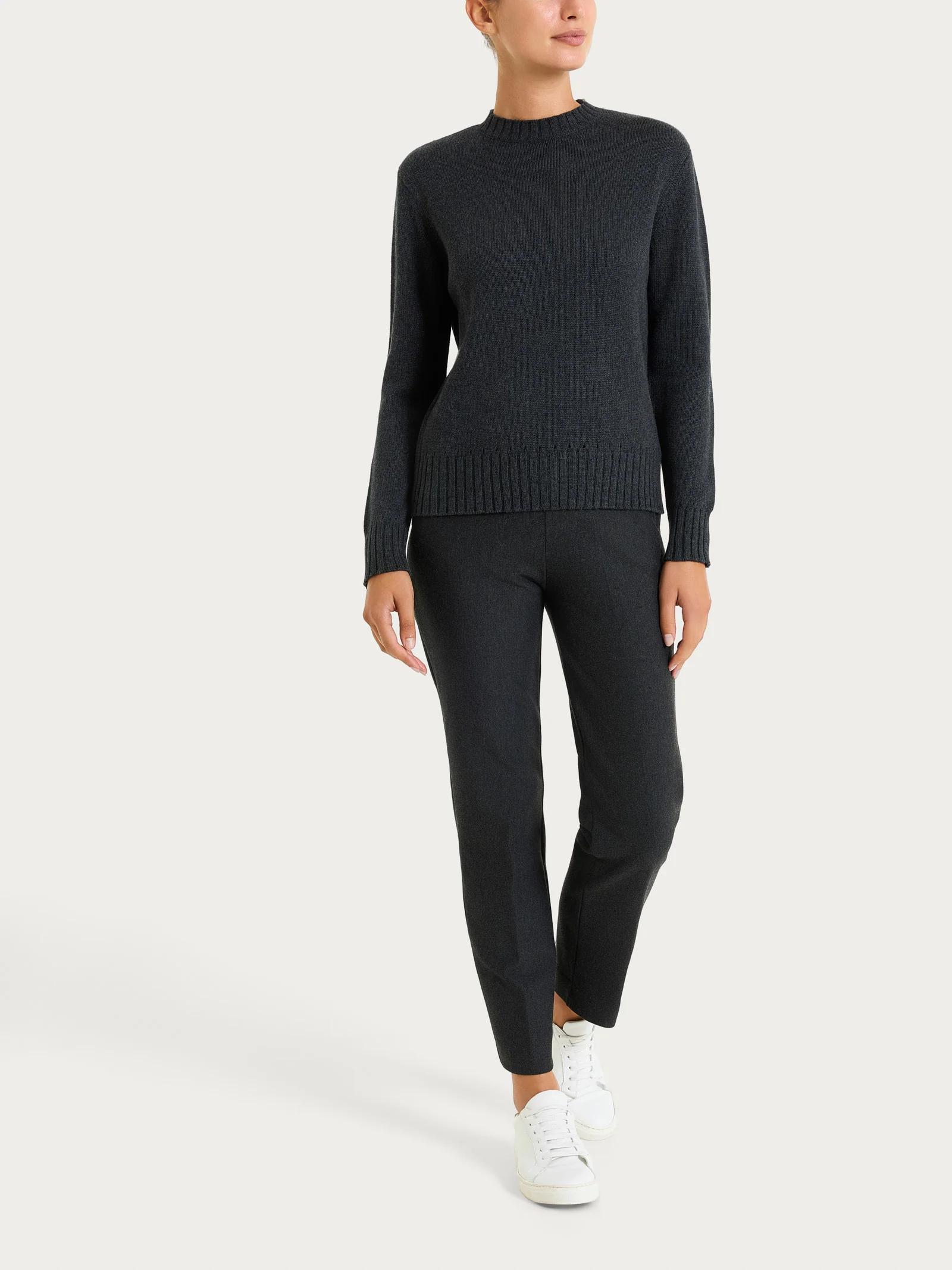 Maglia girocollo in filato Winter Cotton - Nero Mel. - Image 4
