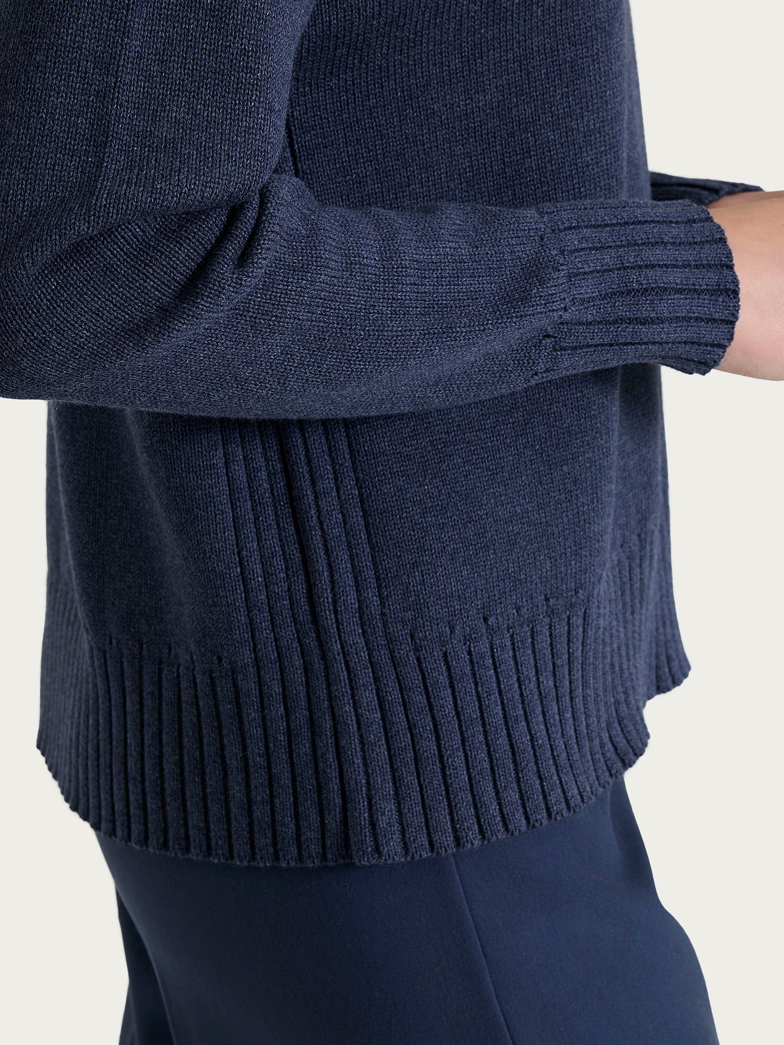 Maglia girocollo in filato Winter Cotton - Avio Mel. - Image 3