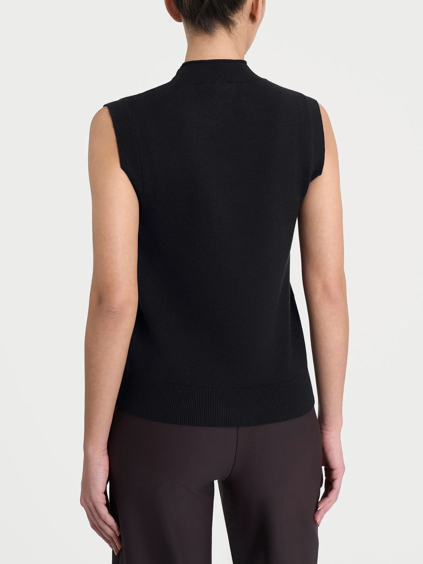 Maglia smanicata in Super Soft - Nero - Image 2