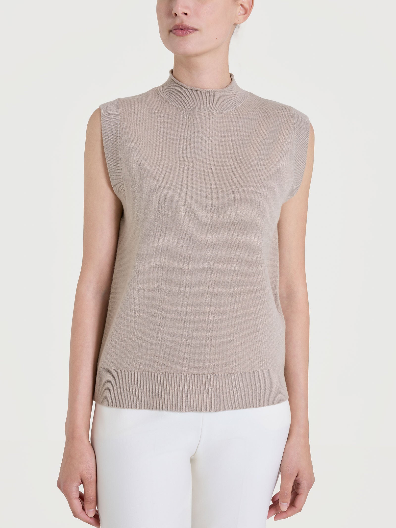 Maglia smanicata in Super Soft - Cammello