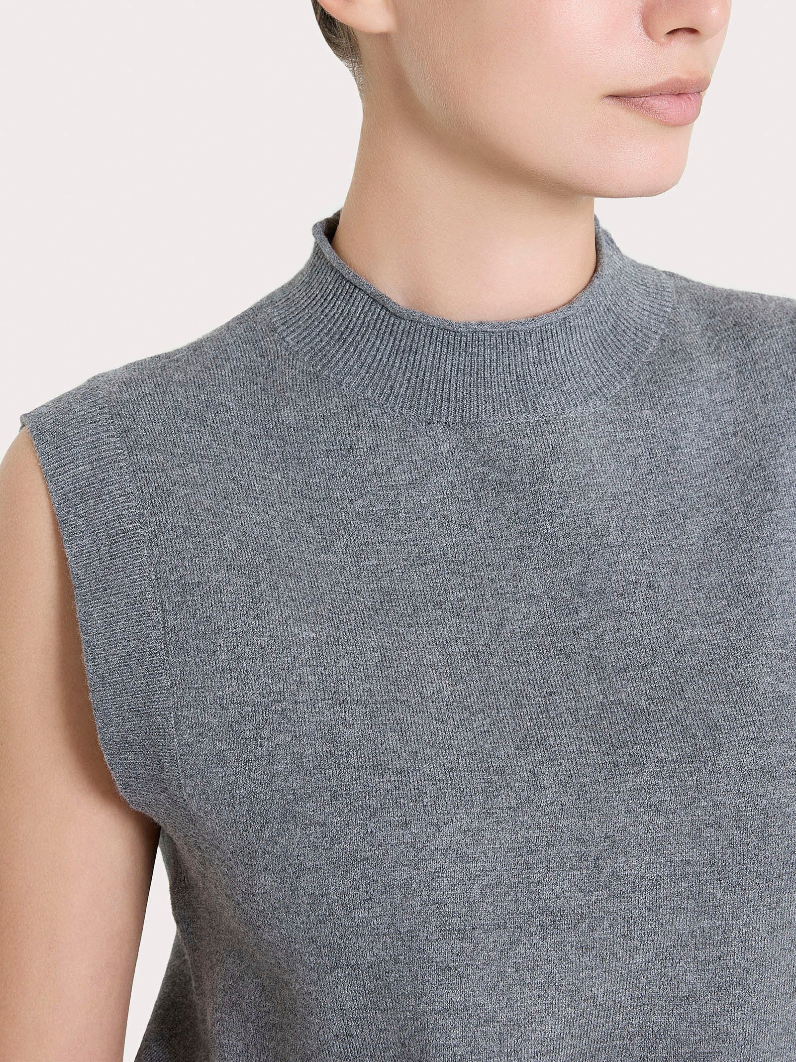 Maglia smanicata in Super Soft - Ferro Mel. - Image 3