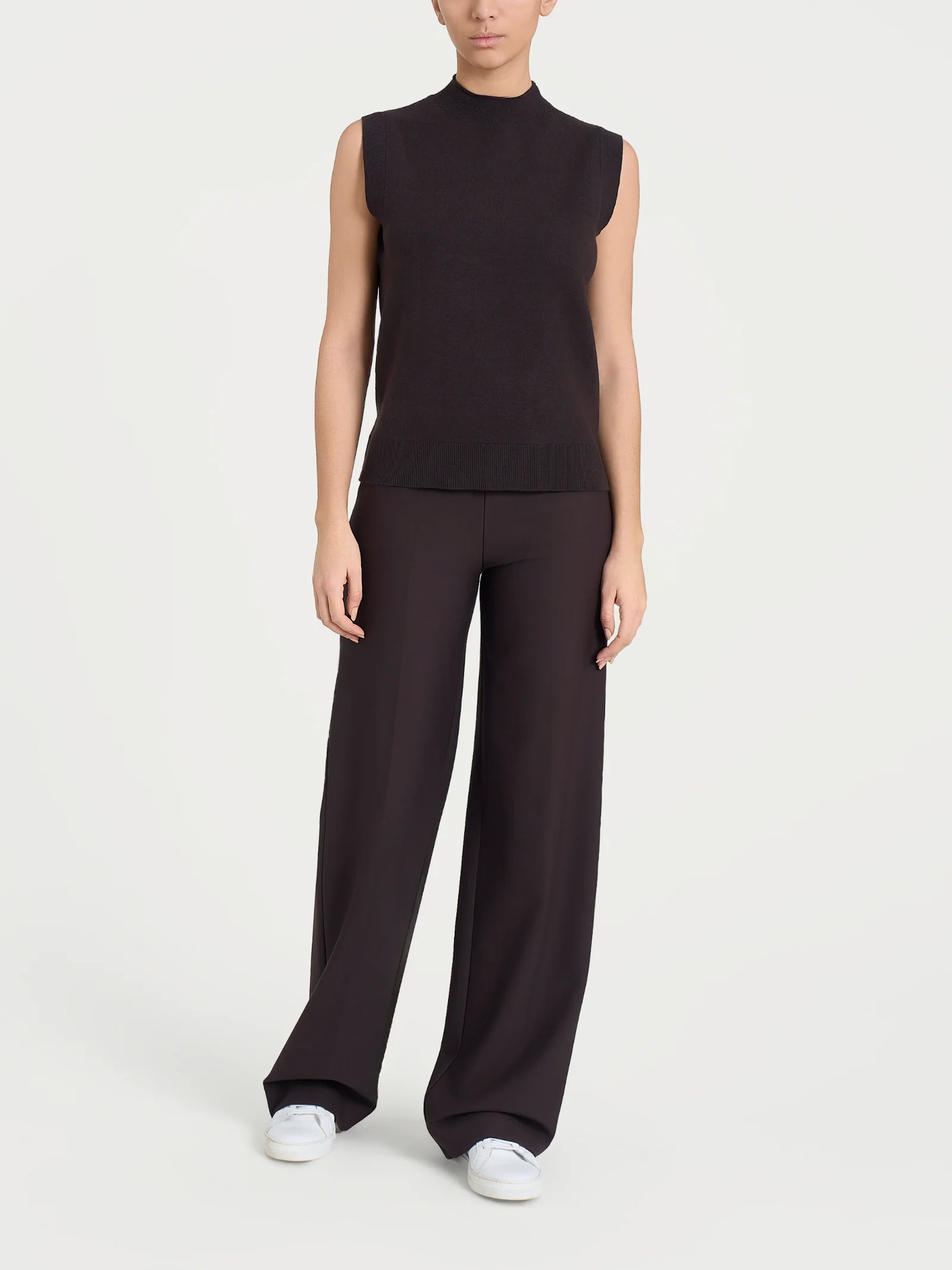 Maglia smanicata in Super Soft - Chocolate Torte - Image 4