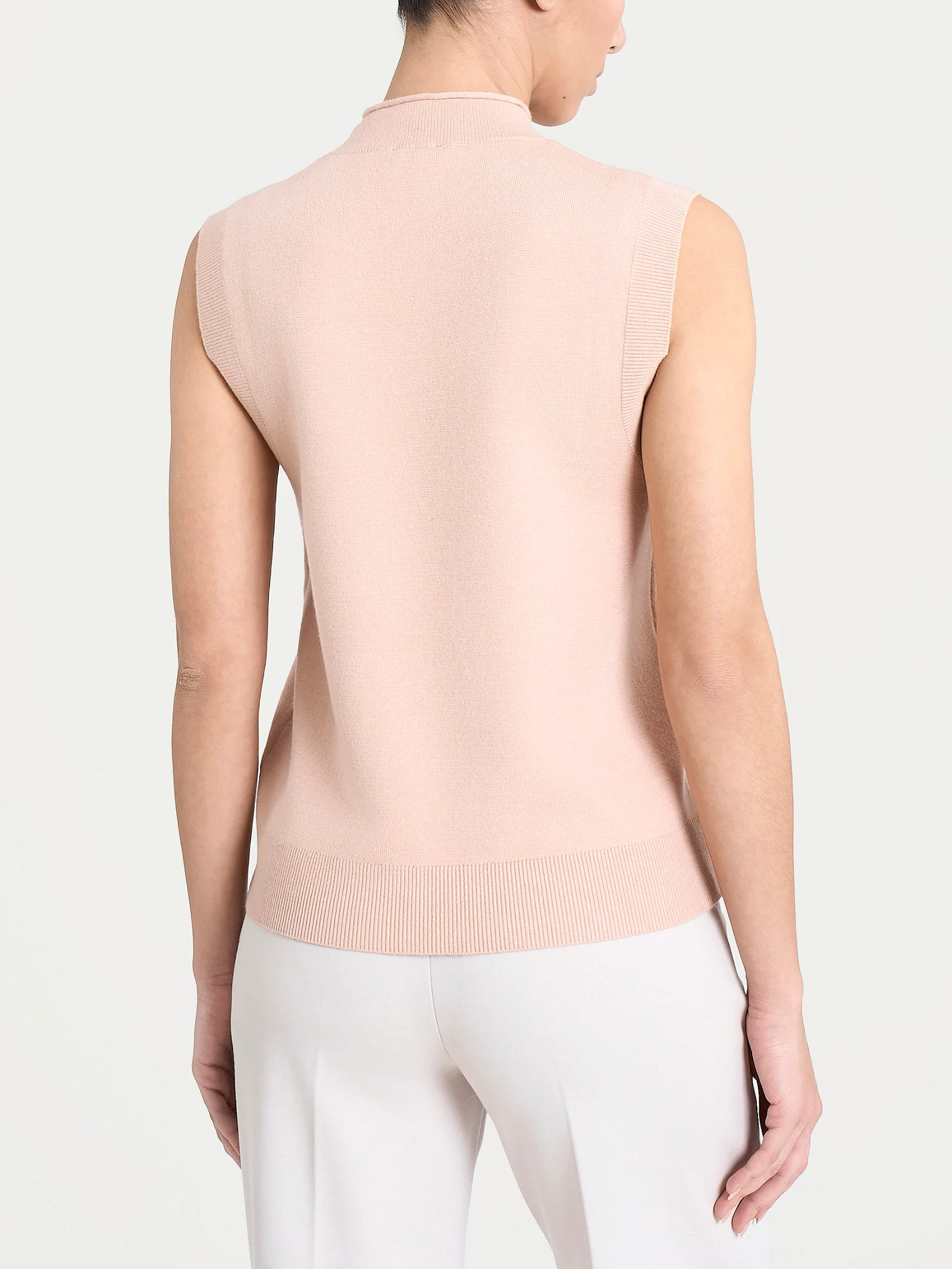 Maglia smanicata in Super Soft - Cameo Rose - Image 2
