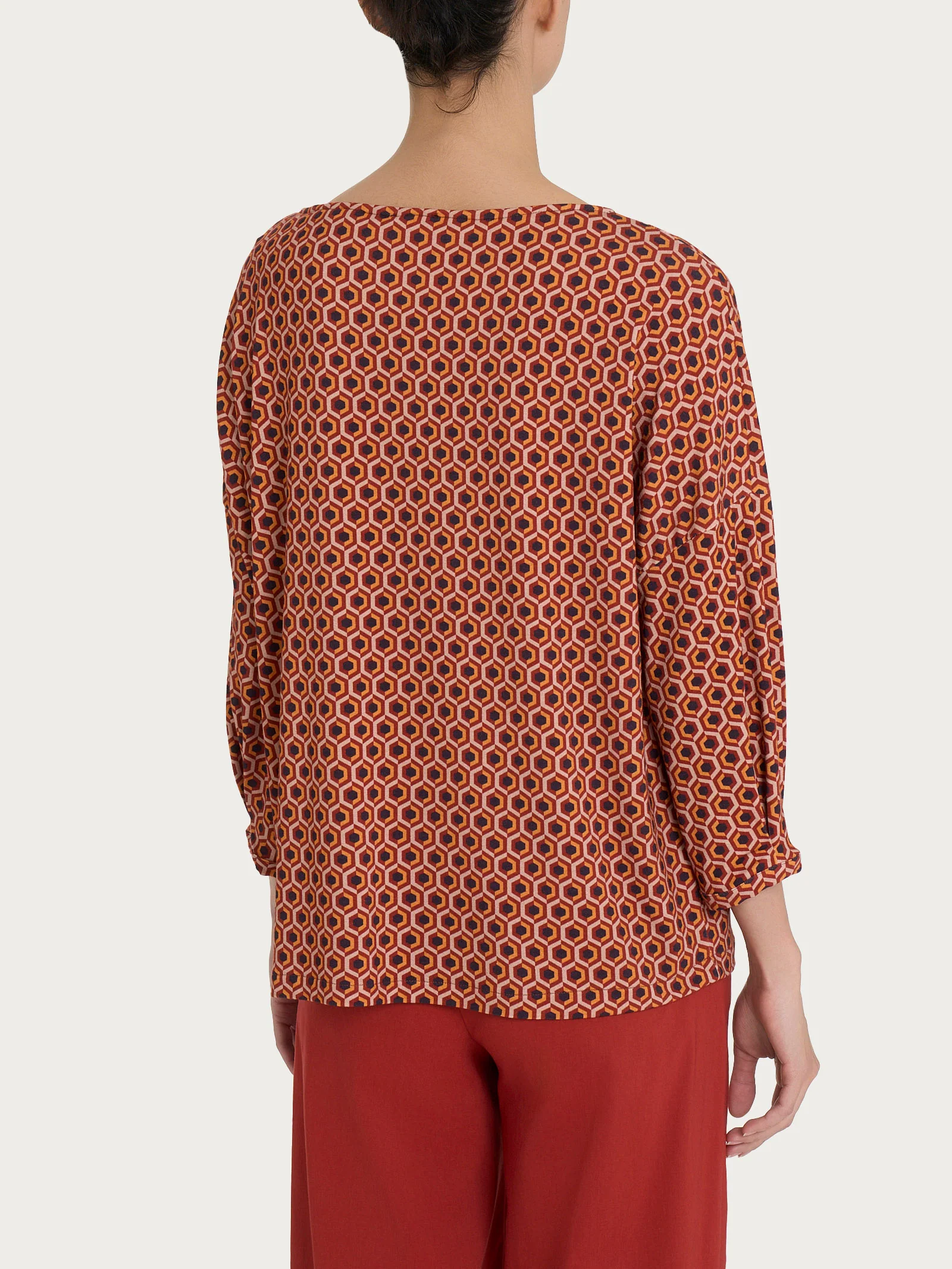 Maglietta a manica ampia con hexagon pattern in jersey di viscosa Crêpe - Fant. Red Ochre - Image 2