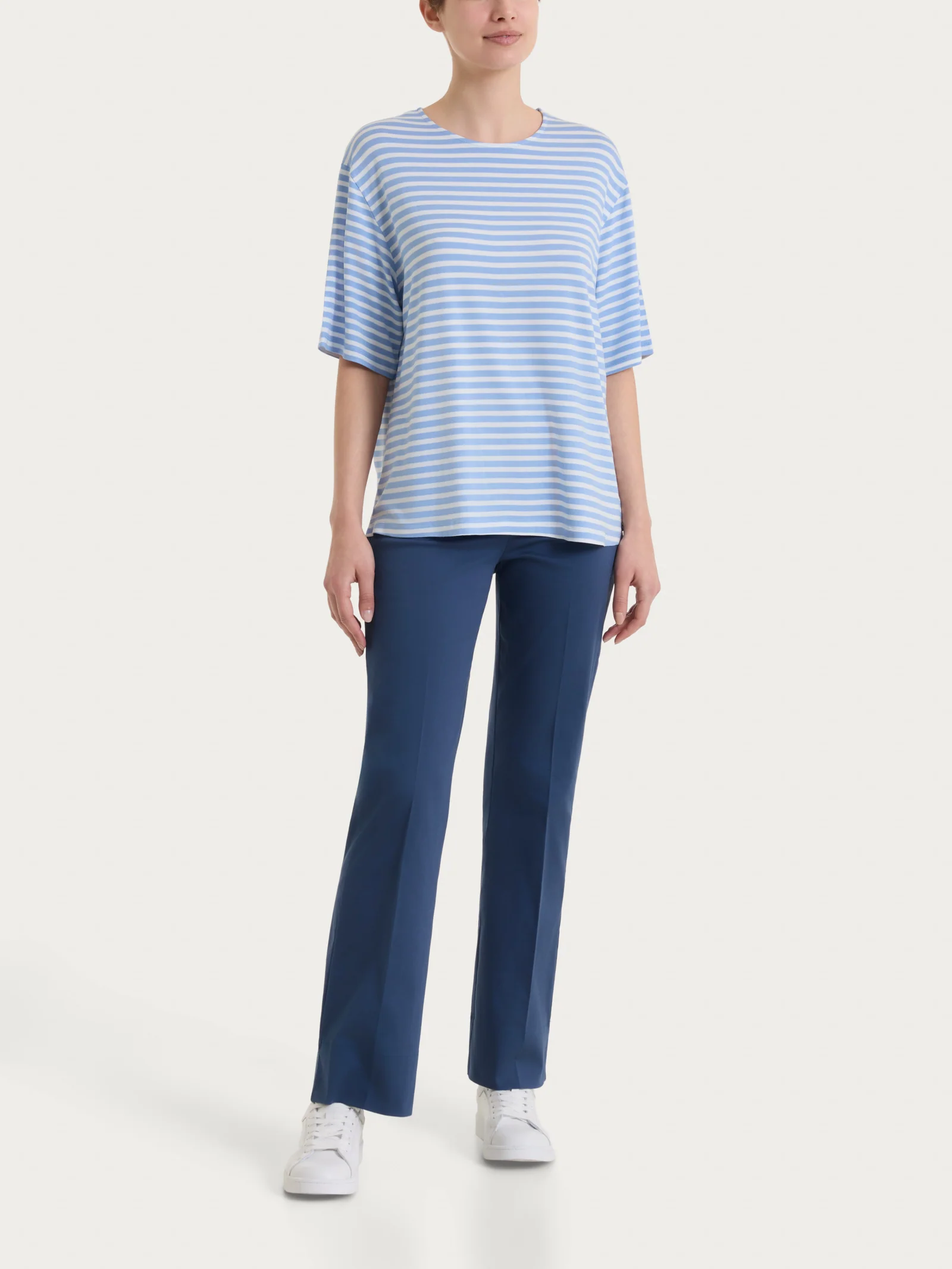Maglietta boxy a righe in Viscosa Summer - Fant. Bel Air Blue riga pari - Image 5