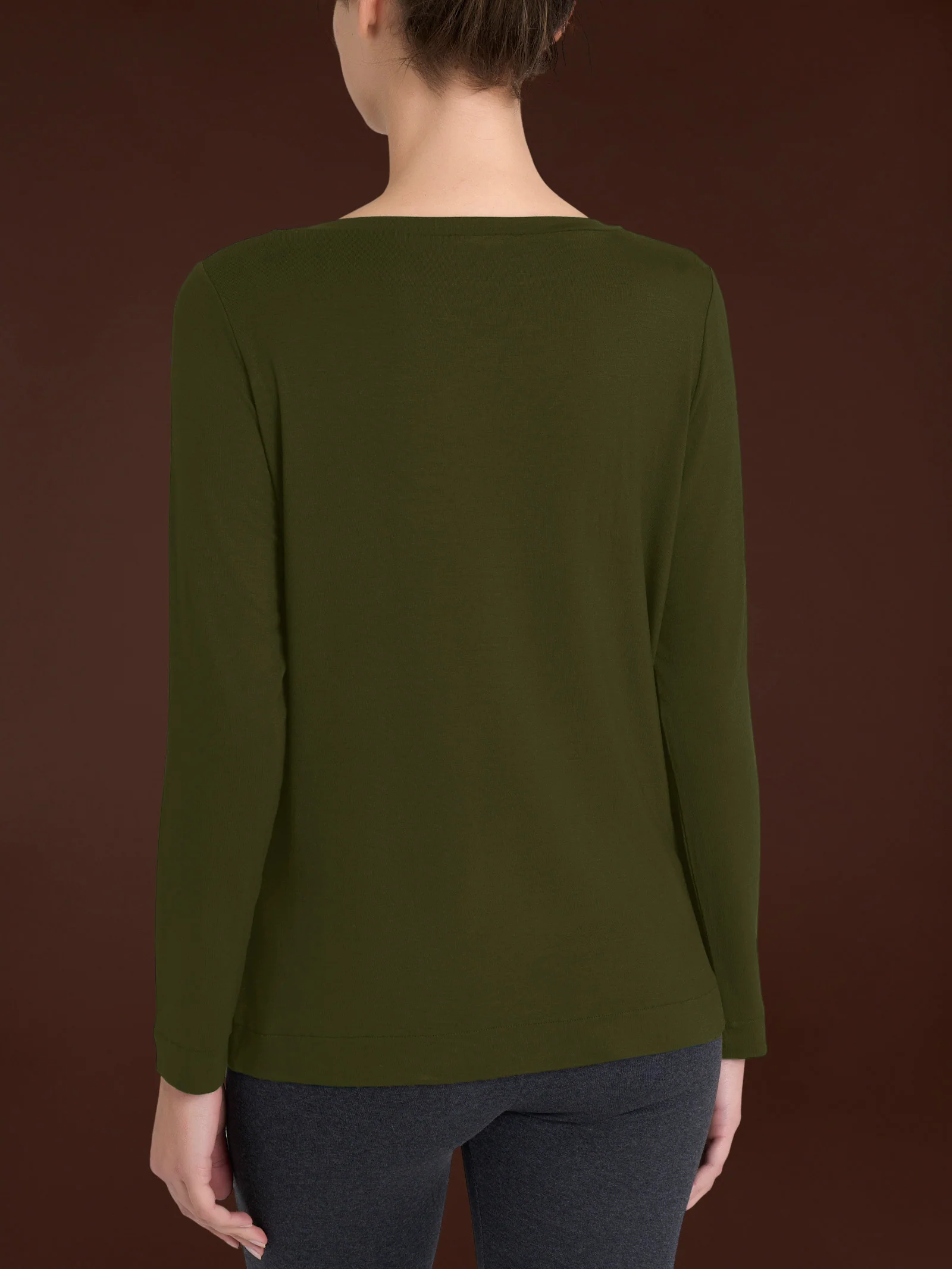 Maglietta con collo a barchetta in Eco Viscosa - Dark Olive - Image 2