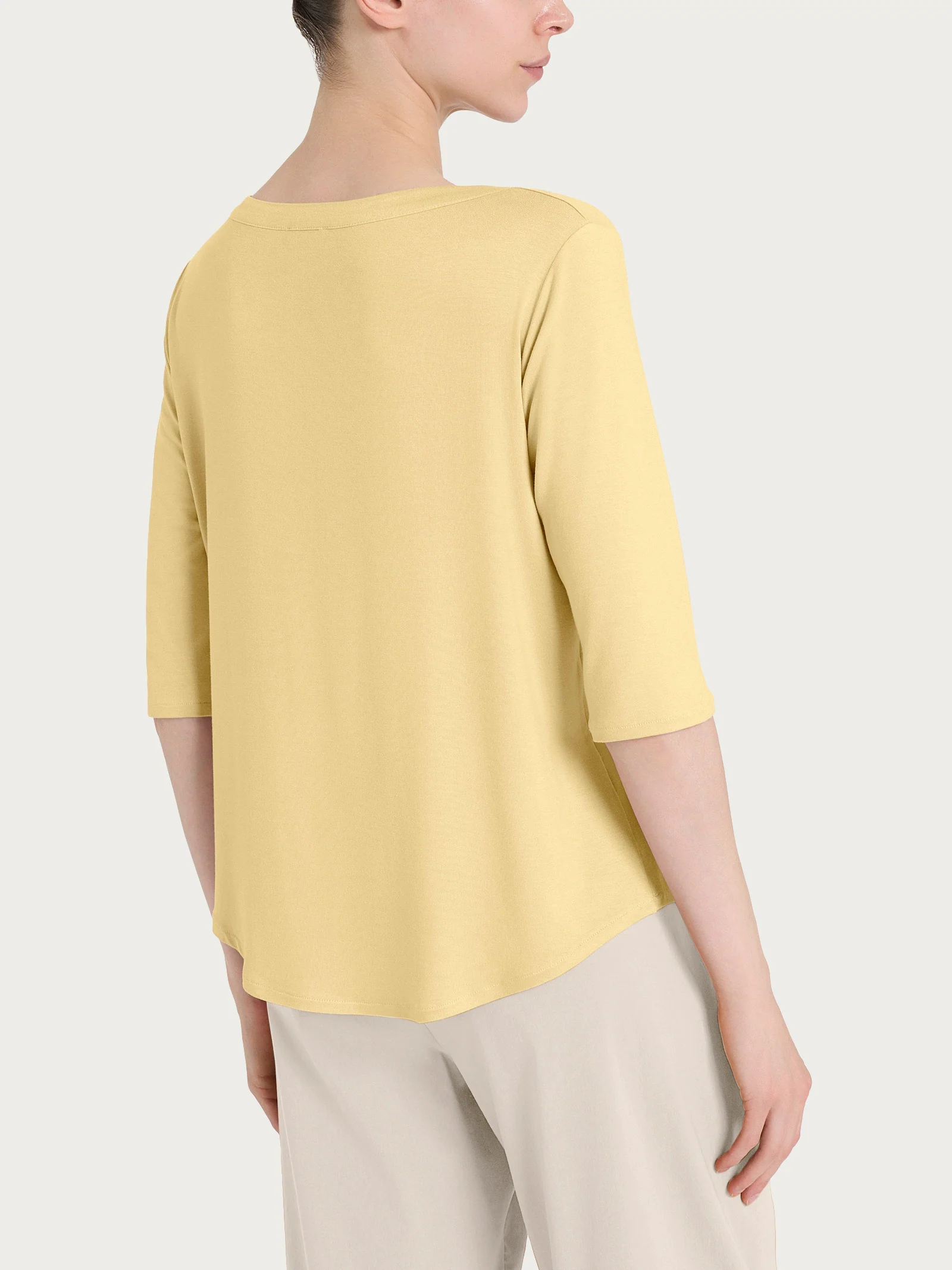 Maglietta girocollo in Viscosa Summer - Pale Banana - Image 2