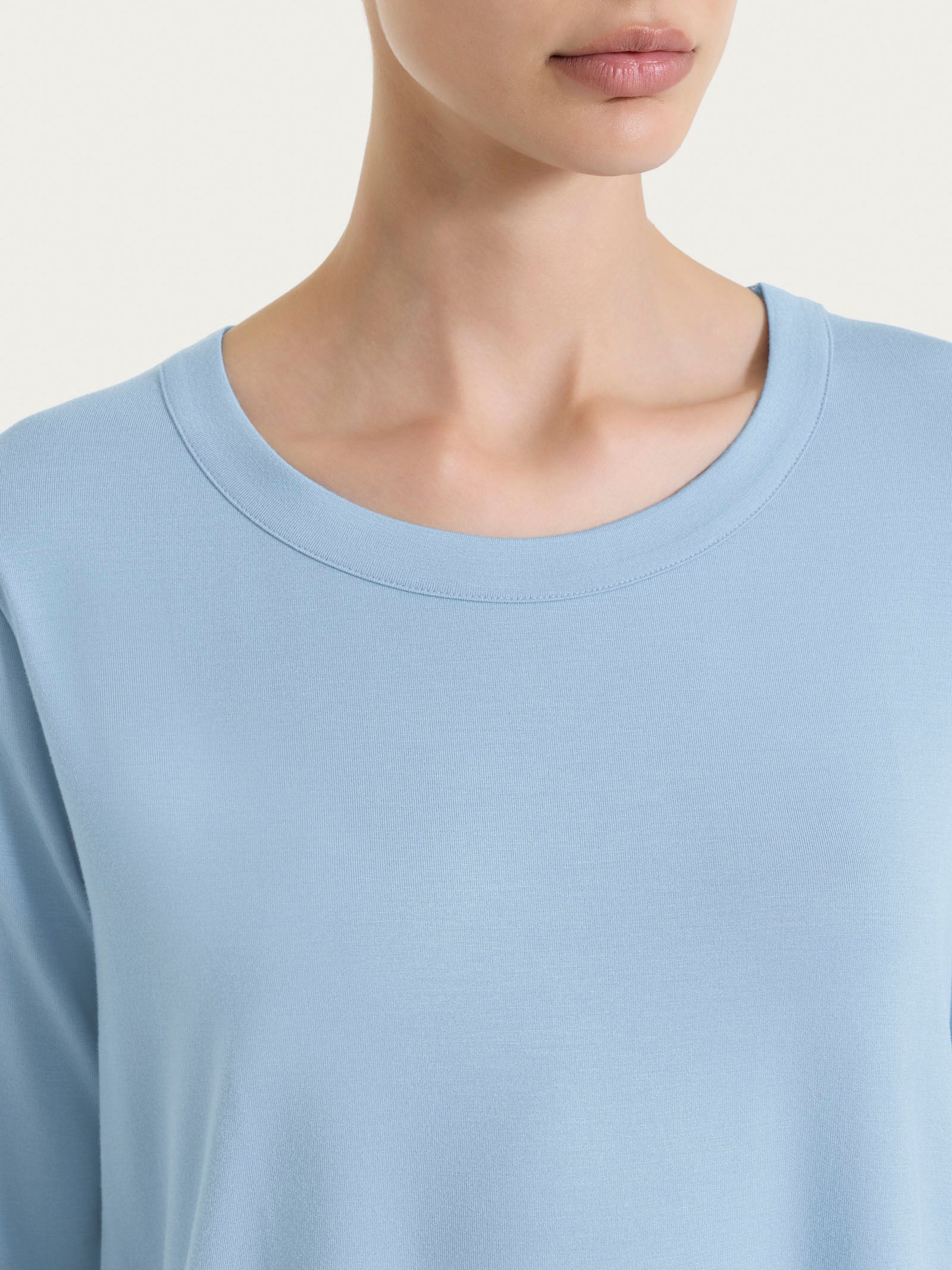 Maglietta girocollo in Viscosa Summer - Dusty Blue - Image 4