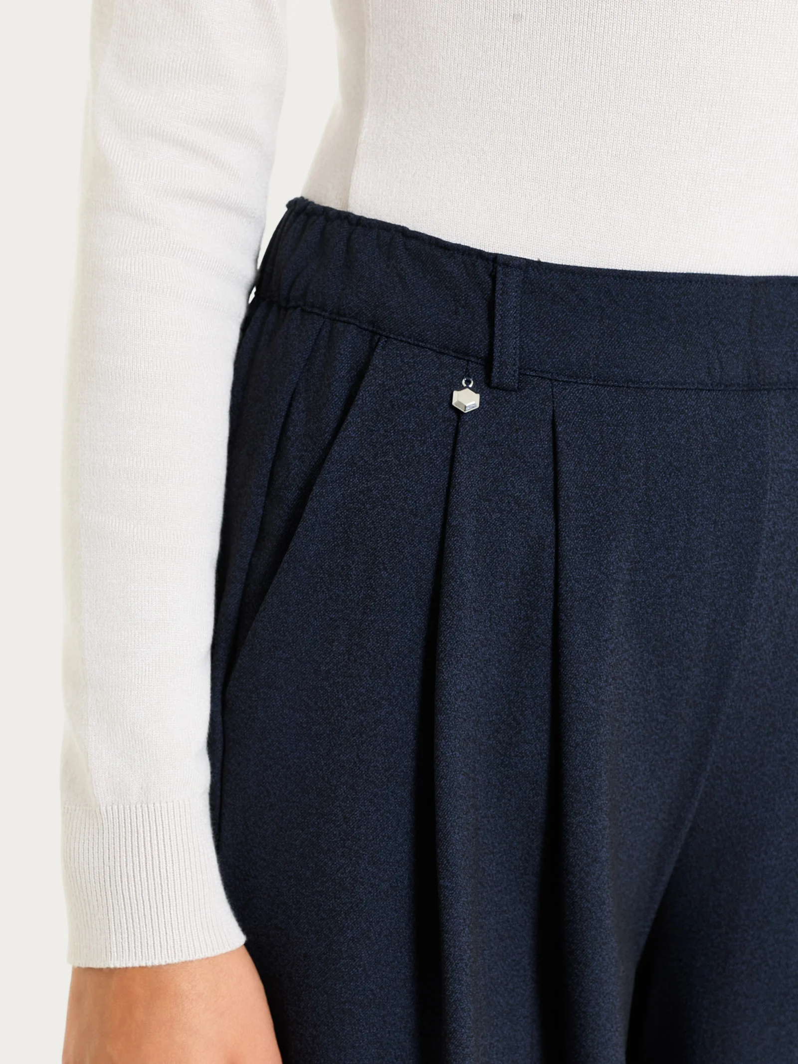 Pantalone a palazzo con tasche e pinces in Flannel Twill - Bleu Mel. - Image 3