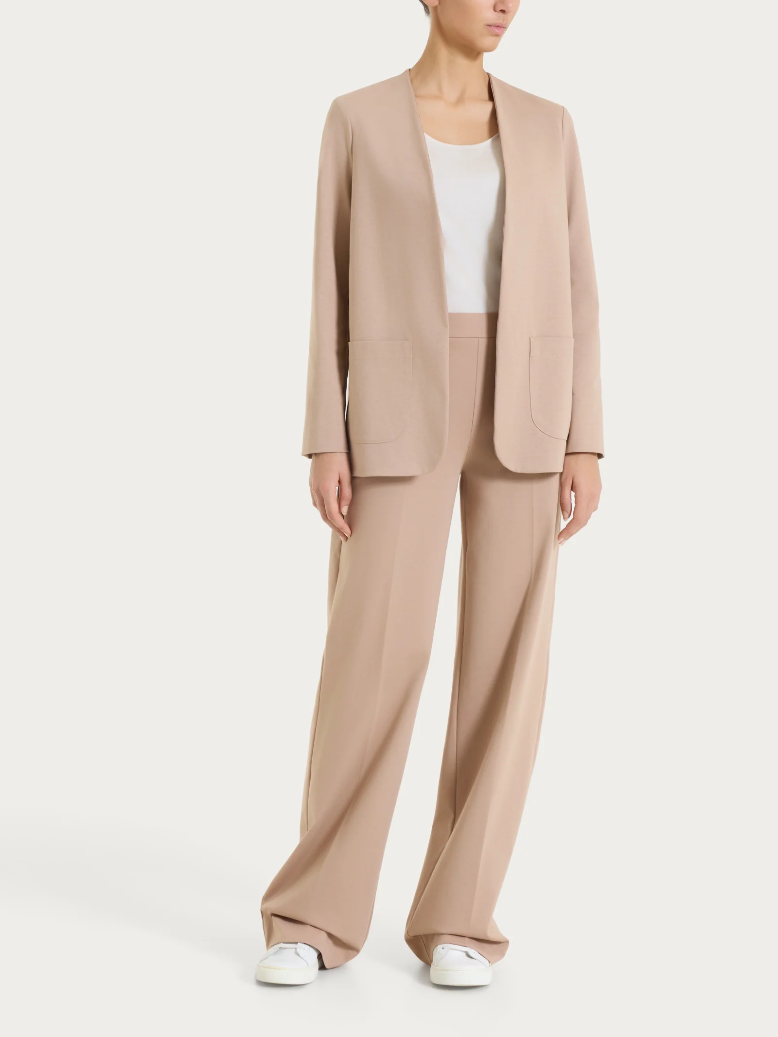 Pantalone a palazzo con tasche in Compact Light - Warm Taupe - Image 5