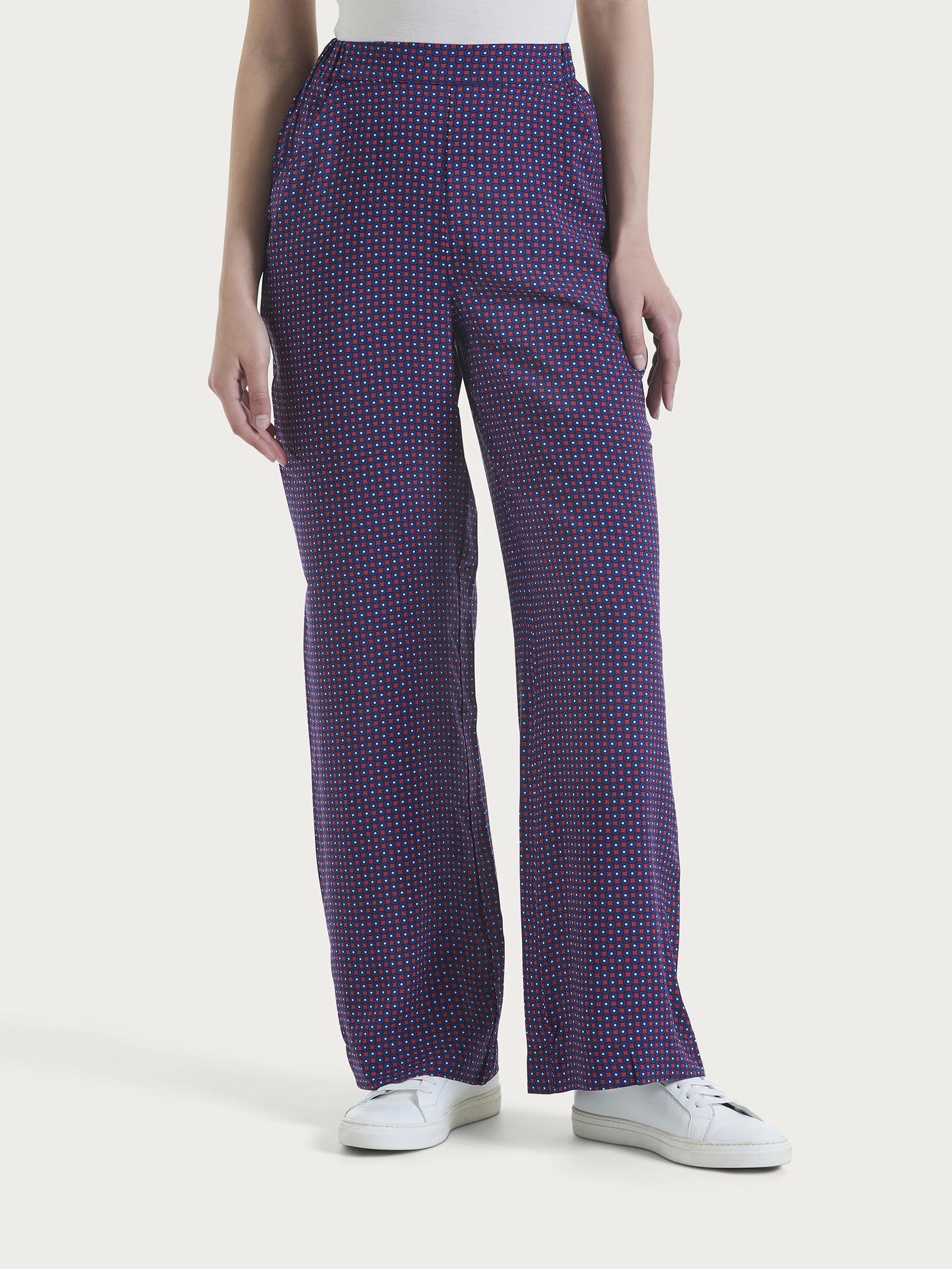 Pantalone ampio con tasche e micro pattern in Ecoseta - Fant. Salsa