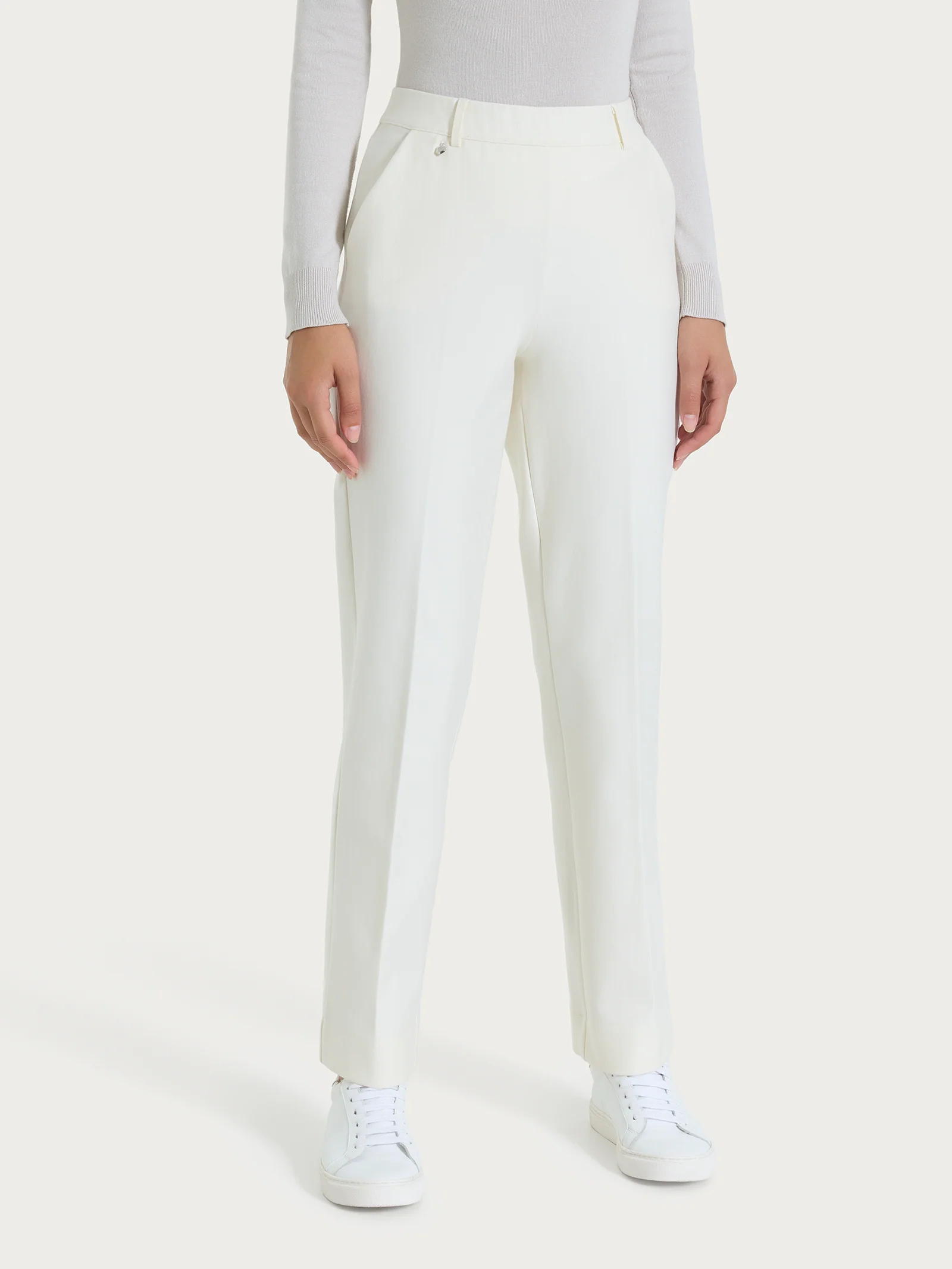Pantalone ampio con tasche e risvolto in Compact - Avorio