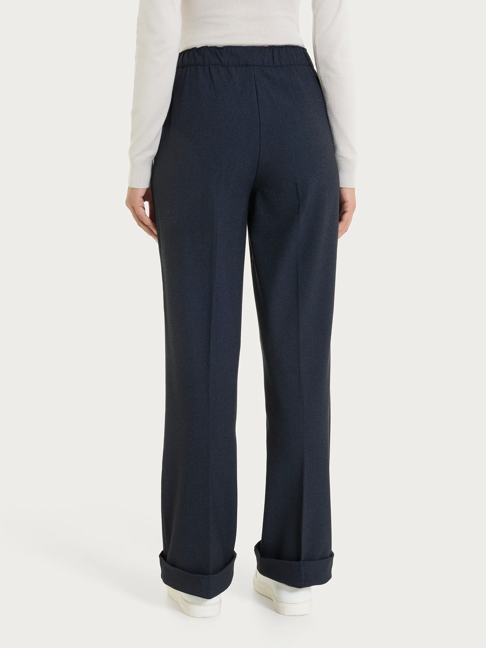 Pantalone ampio con tasche in Flannel Twill - Bleu Mel. - Image 4