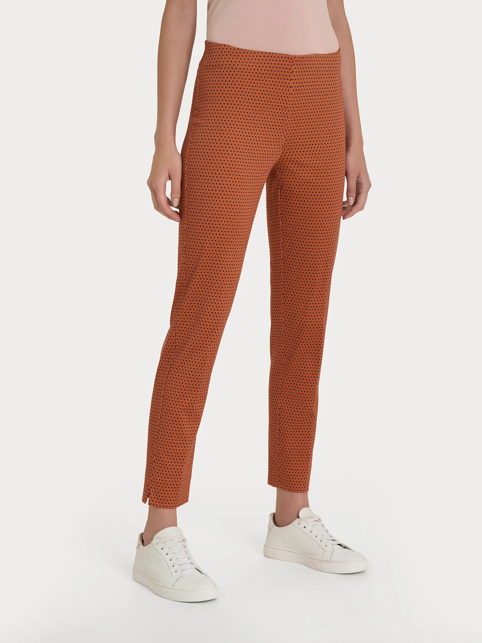 Pantalone capri con spacchetti e hexagon pattern in Satin Power - Fant. Red Ochre