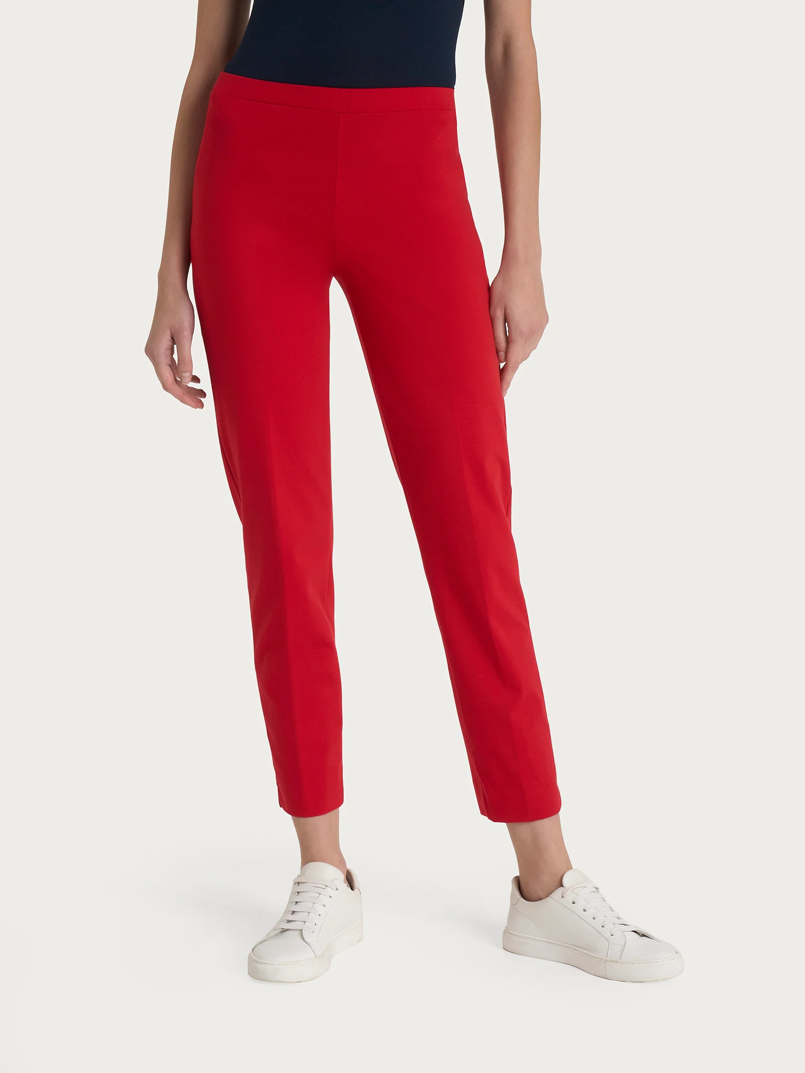 Pantalone capri con spacchetti in Compact Light - Salsa
