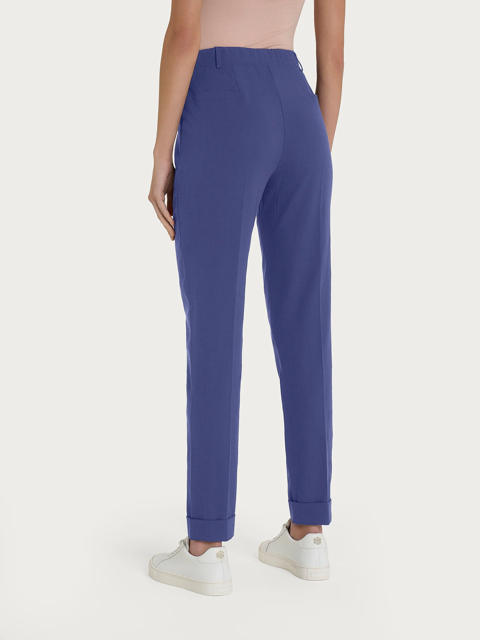 Pantalone chino slim con tasche in Super Natural - Skipper Blue - Image 2