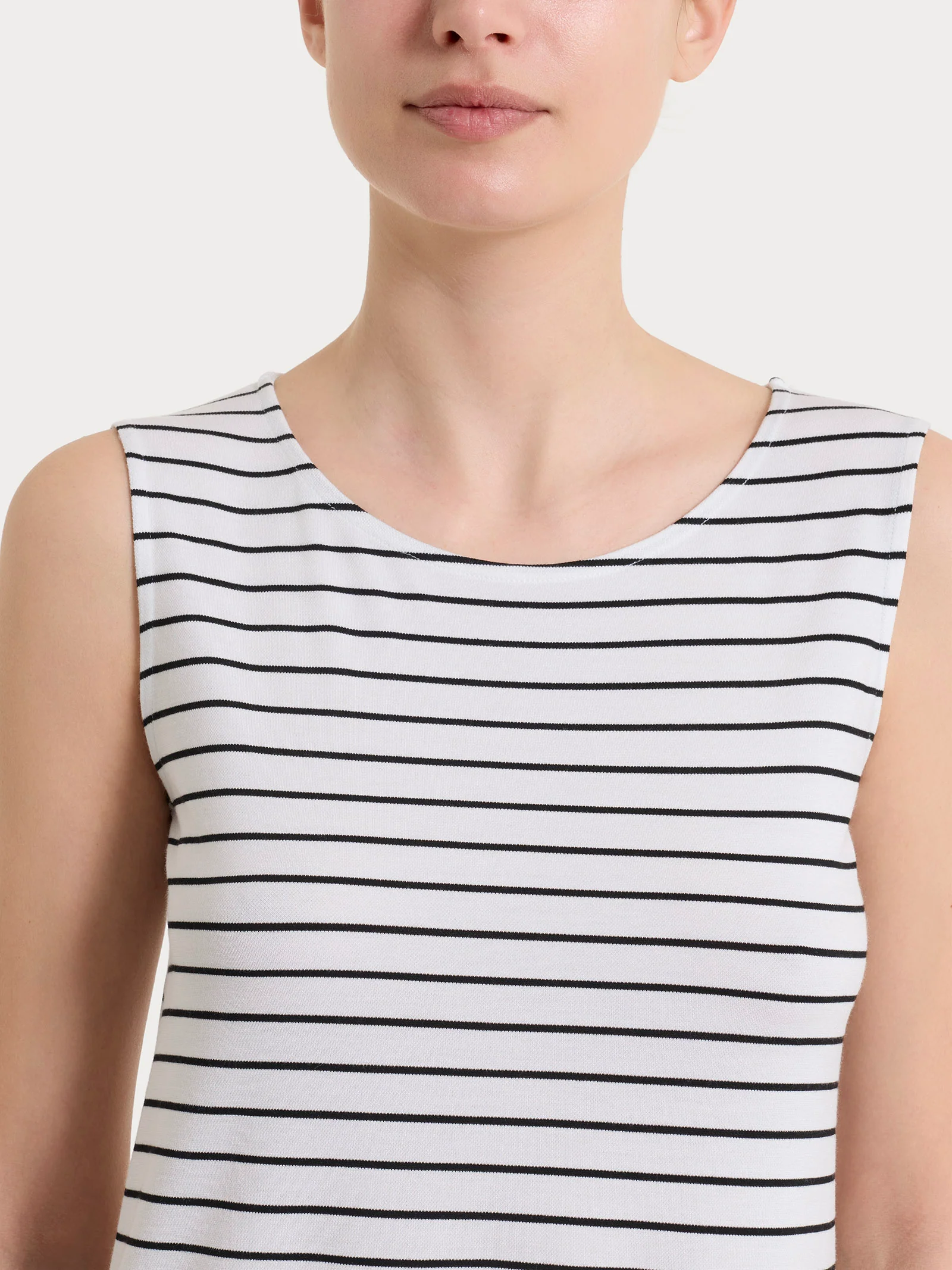 Top a righe con spalla larga in Summer Light Piquet - Fant.Bianco - Image 4