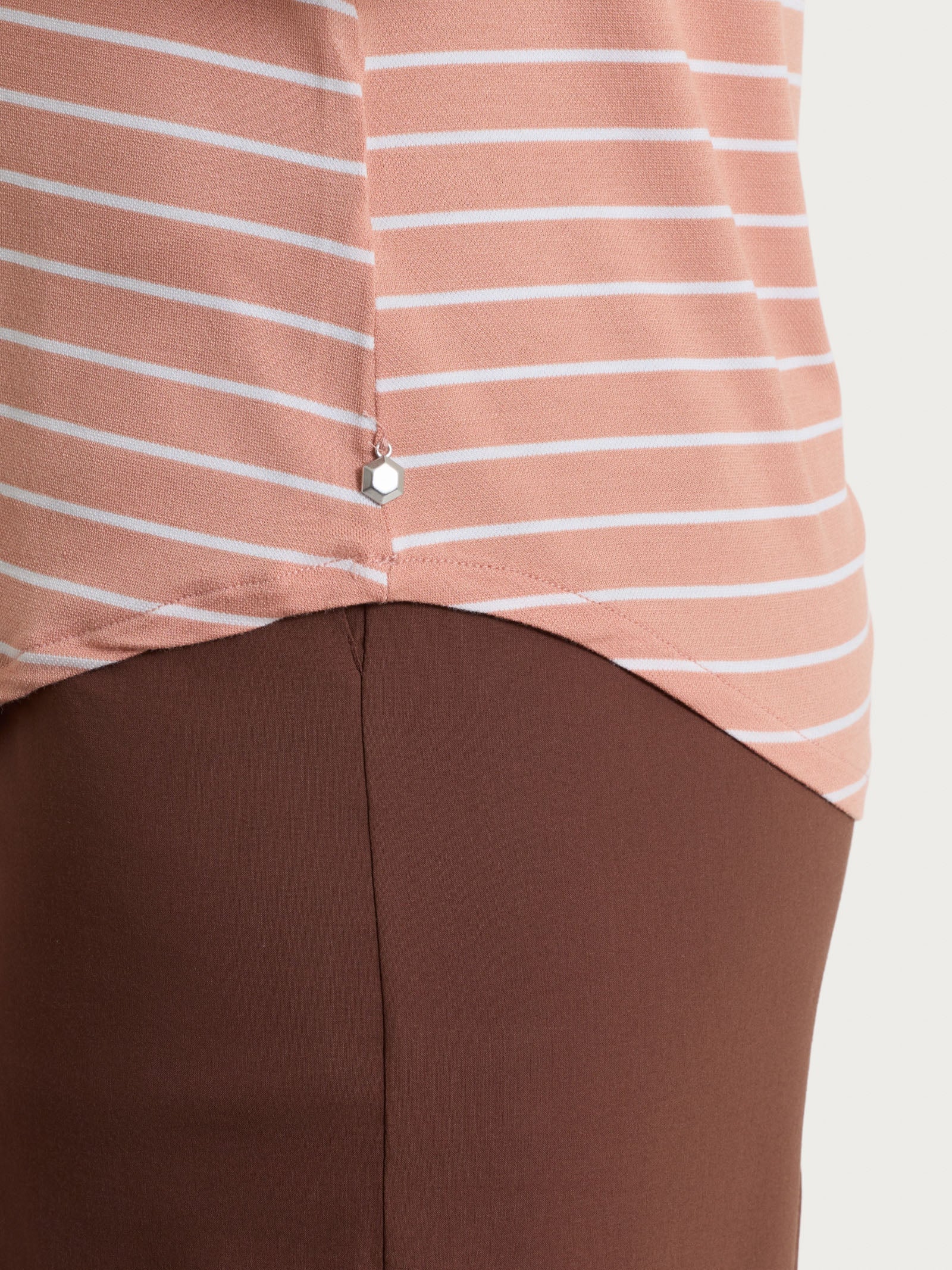 Top a righe con spalla larga in Summer Light Piquet - Fant. Cork - Image 7
