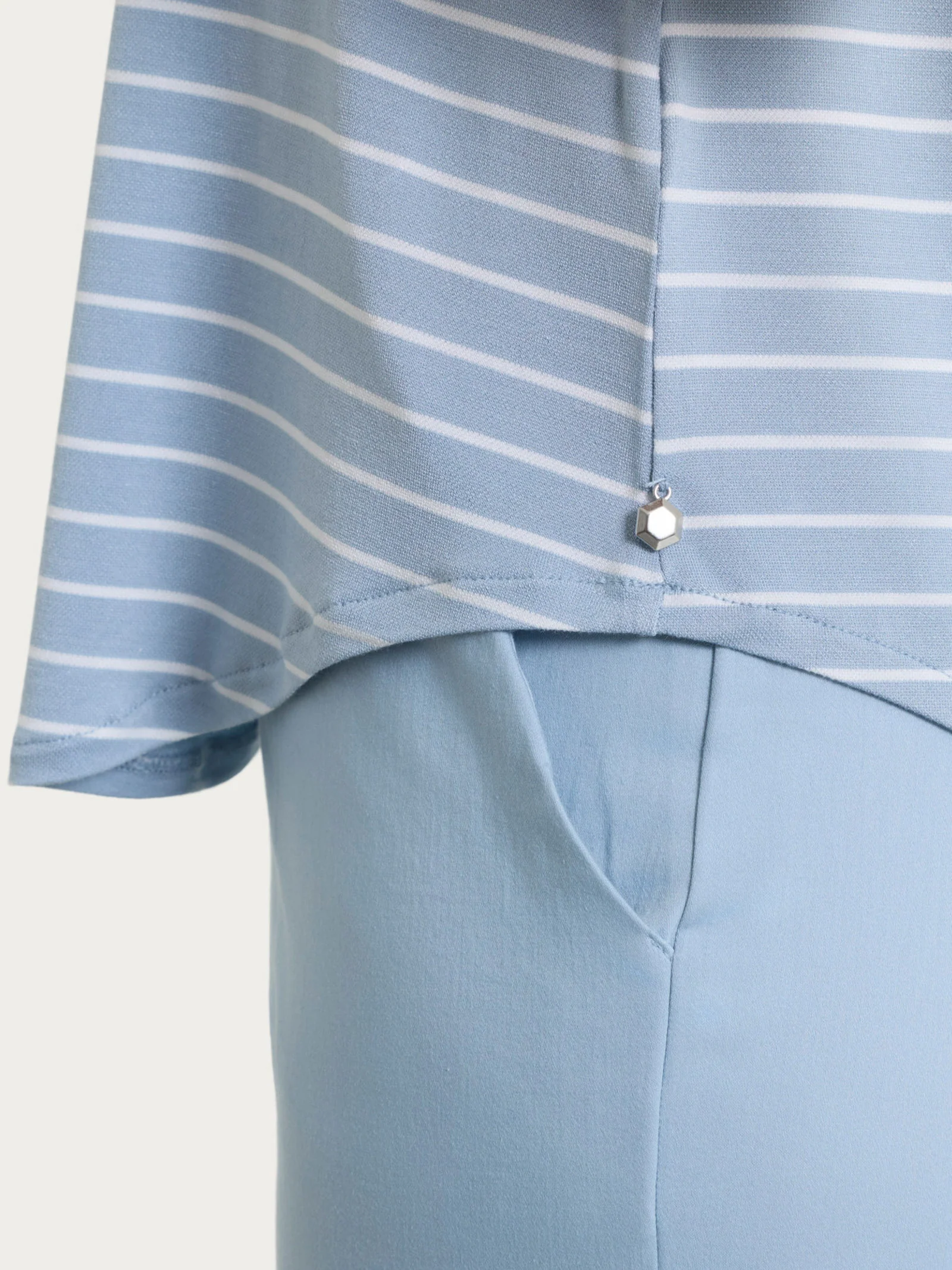 Top a righe con spalla larga in Summer Light Piquet - Fant. Dusty Blue - Image 3